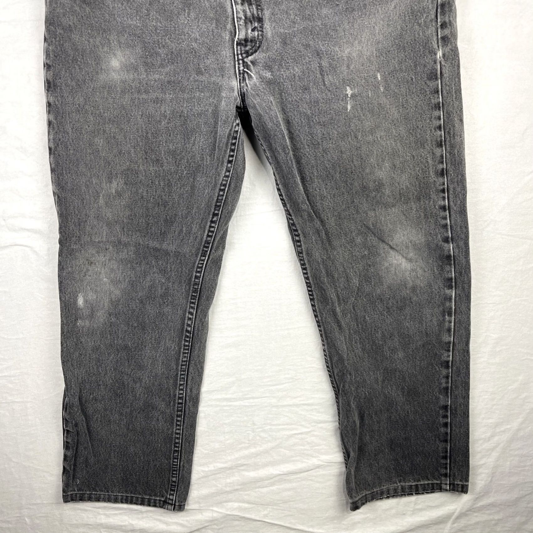 Levi's VINTAGE Levi's 505 Jeans Mens 40x30 Fits 36x27 Black Orange Tab Straight USA Jeans Mens 40x30 Size US 40 / EU 56 - 3 Thumbnail
