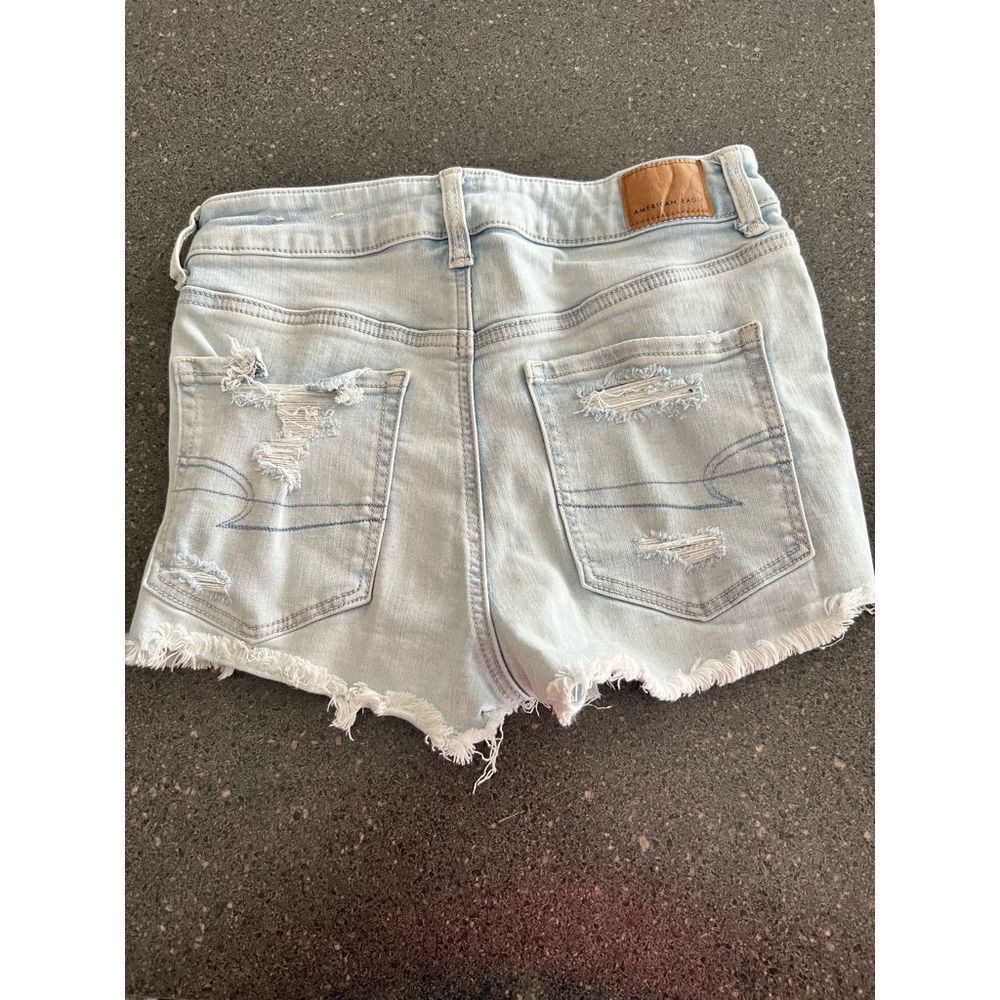 American Eagle Outfitters American Eagle distressed Hi rise shorts size 6 Size 28" / US 6 / IT 42 - 3 Thumbnail