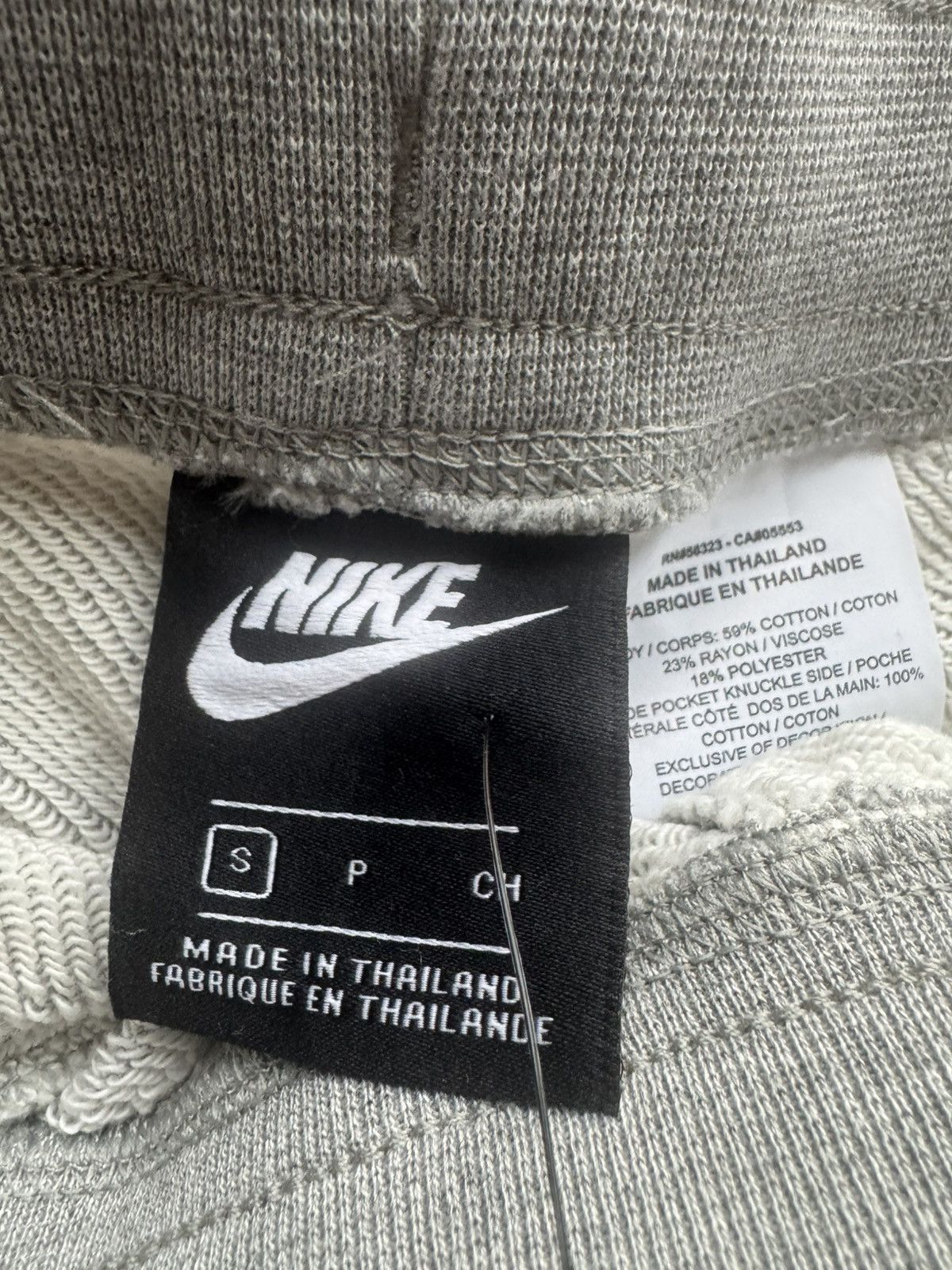 Nike Brand New Gray Nike Swoosh Shorts Size Small AR2375-064 Size US 32 / EU 48 - 3 Thumbnail