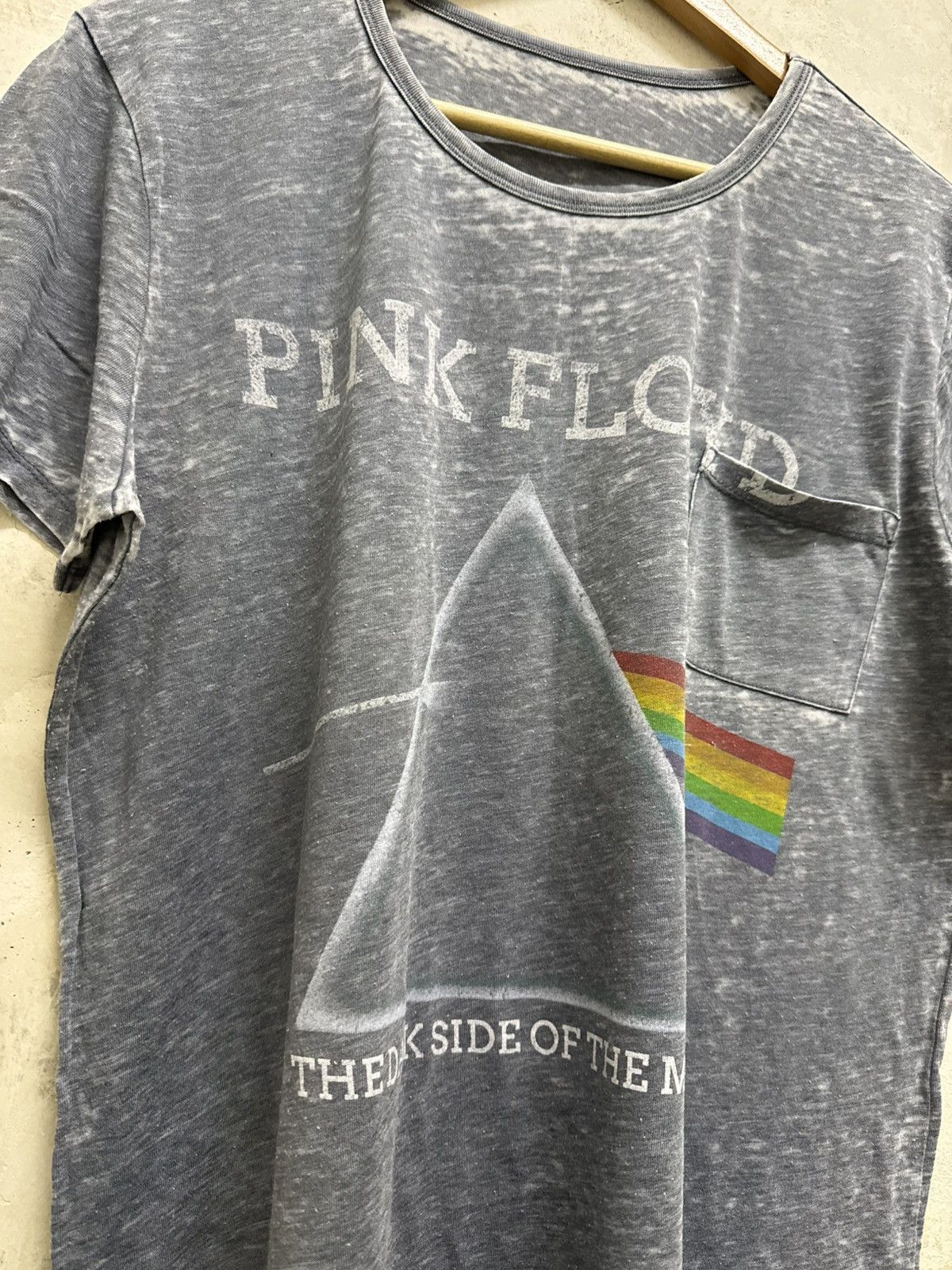 Band Tees 2000s Pink Floyd Band Faded Pocket T Shirt Size US L / EU 52-54 / 3 - 2 Thumbnail
