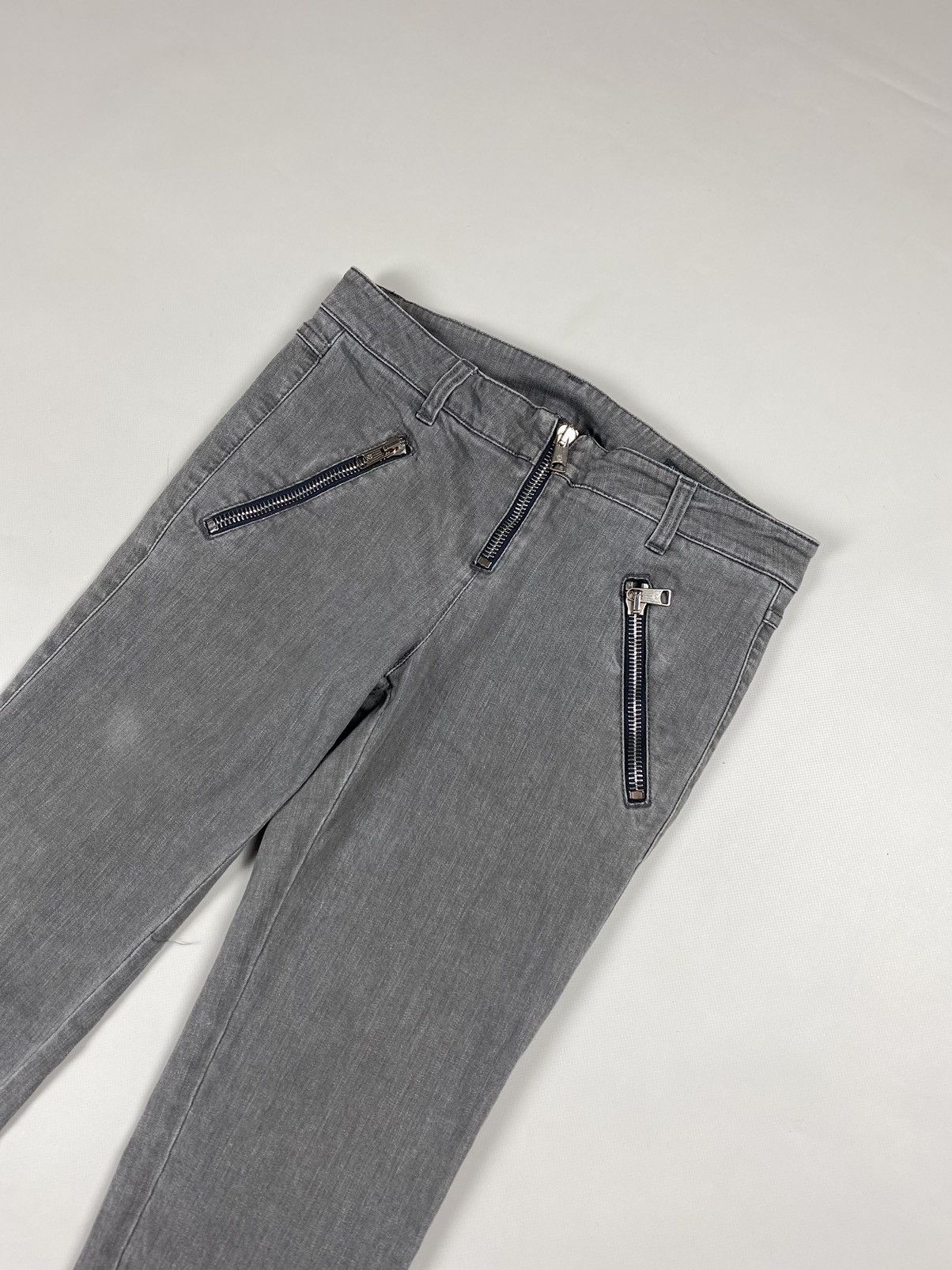 Alexander McQueen Alexander McQueen vintage ladies ankle zip jeans size 42 Size 28" / US 6 / IT 42 - 2 Thumbnail