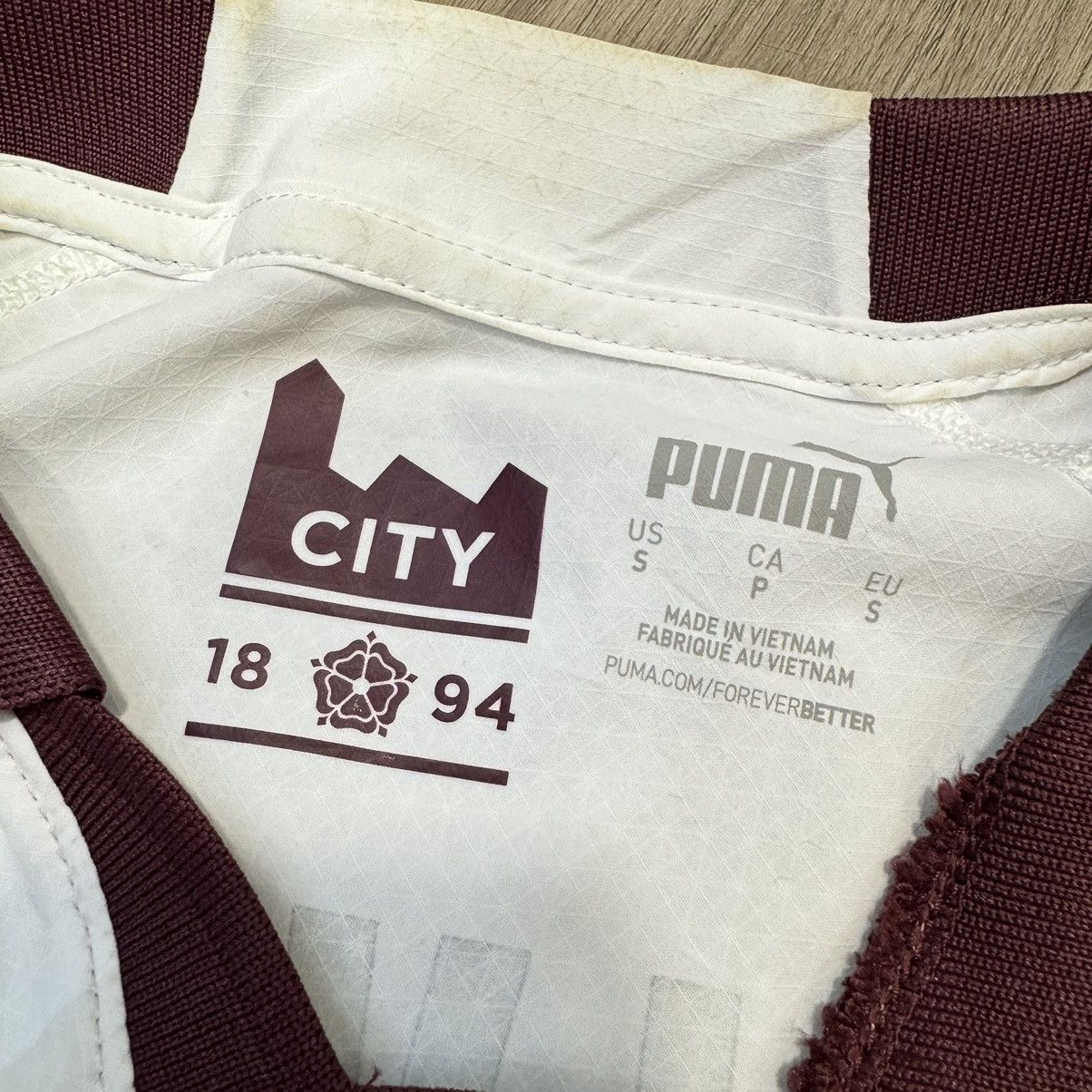 Puma Manchester City 23/24 player issue away shirt #19 J.Alvarez Size US S / EU 44-46 / 1 - 8 Thumbnail