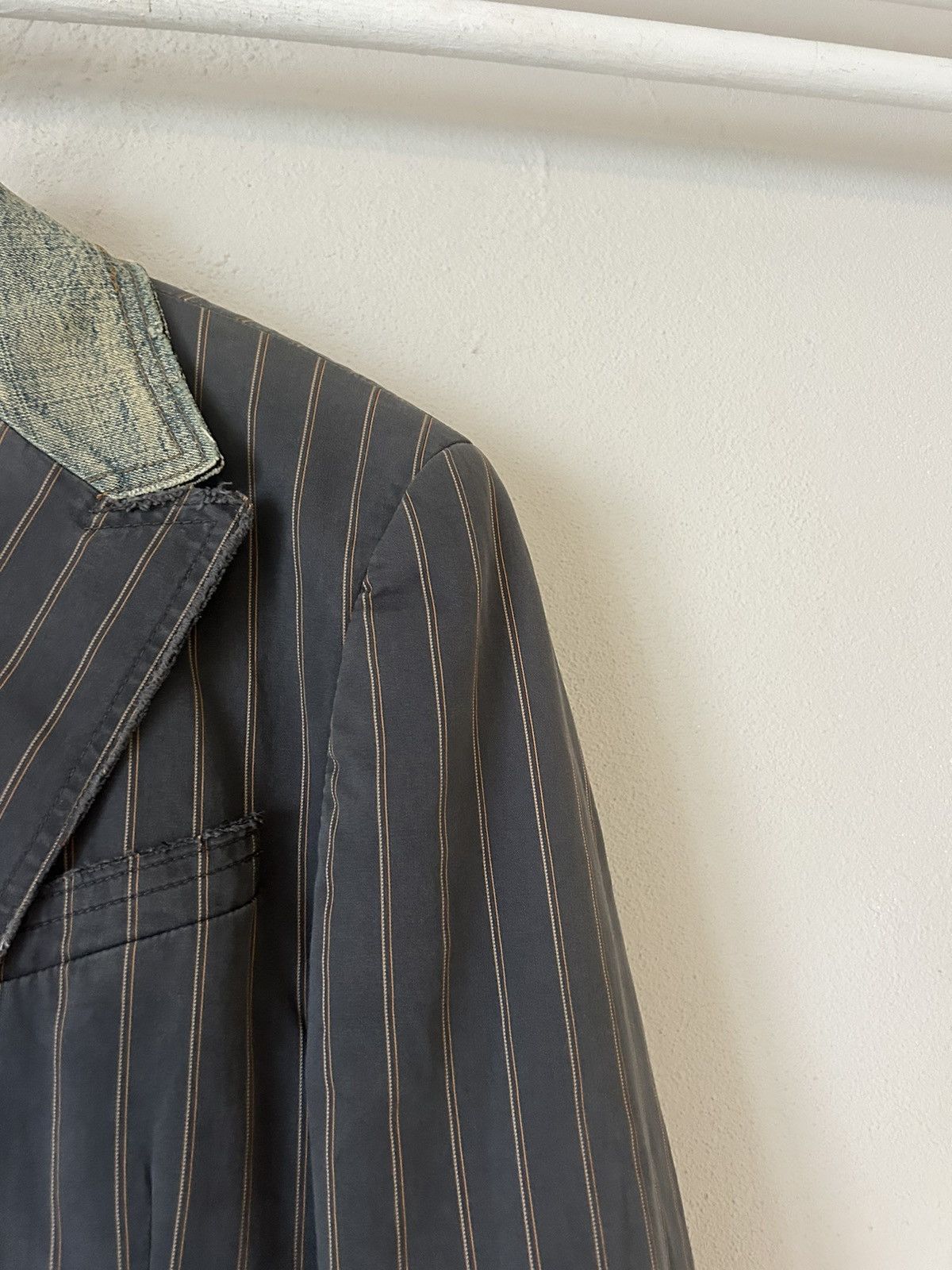Dolce & Gabbana D&G Pinstripe Blazer with Denim Collar, Size 50 Size US M / EU 48-50 / 2 - 7 Thumbnail