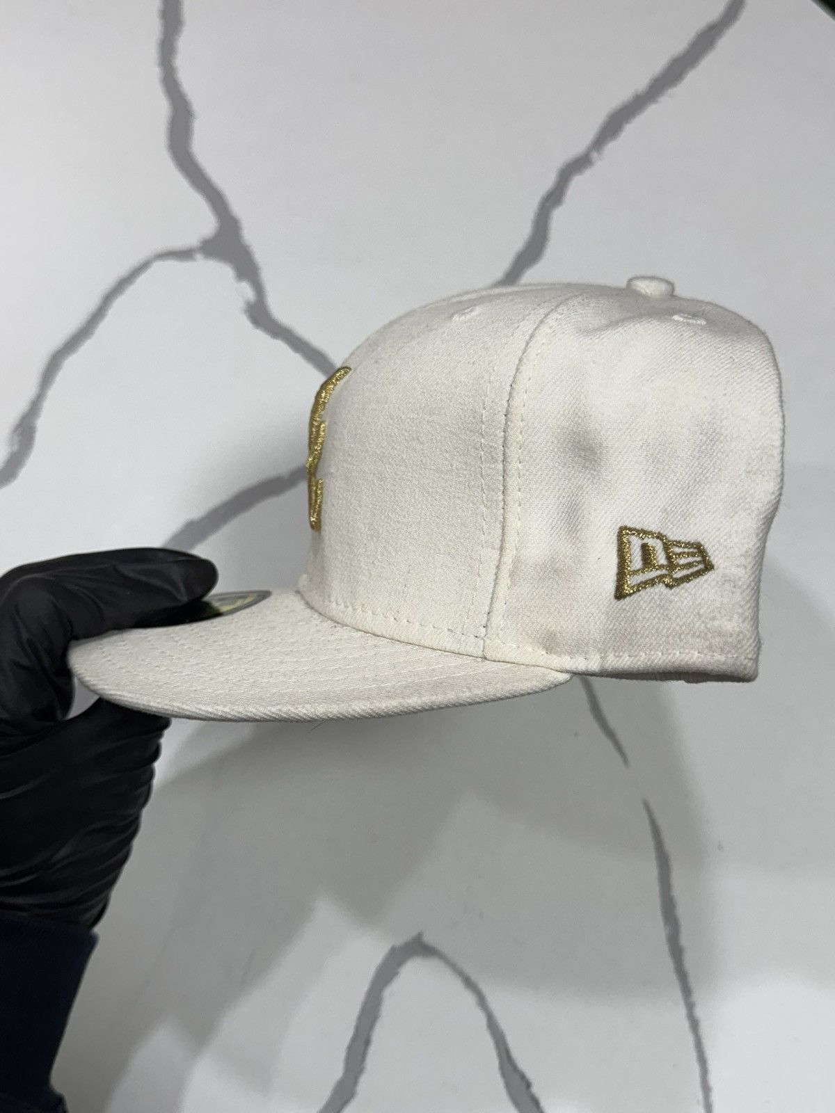 New Era 2000’s Atlanta Braves New Era Fitted Cap Size ONE SIZE - 3 Thumbnail