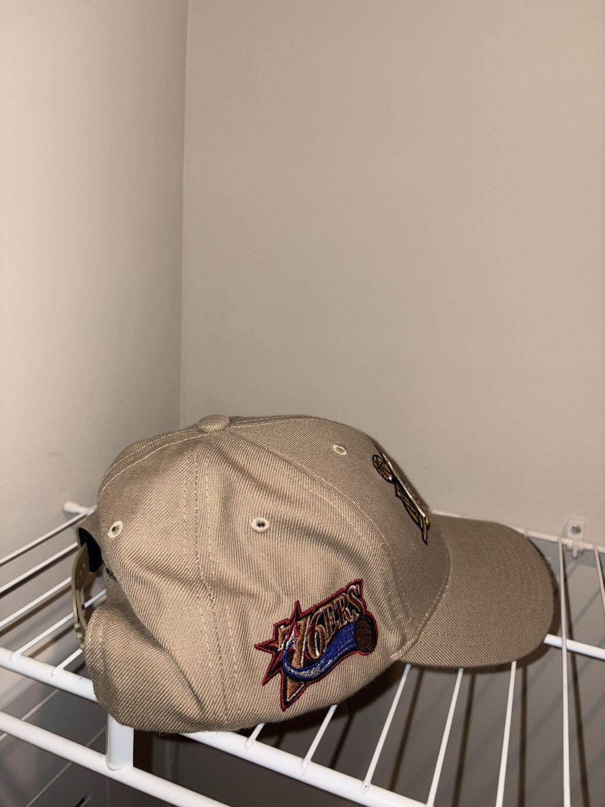 NBA 2001 NBA Finals hat Size ONE SIZE - 4 Thumbnail