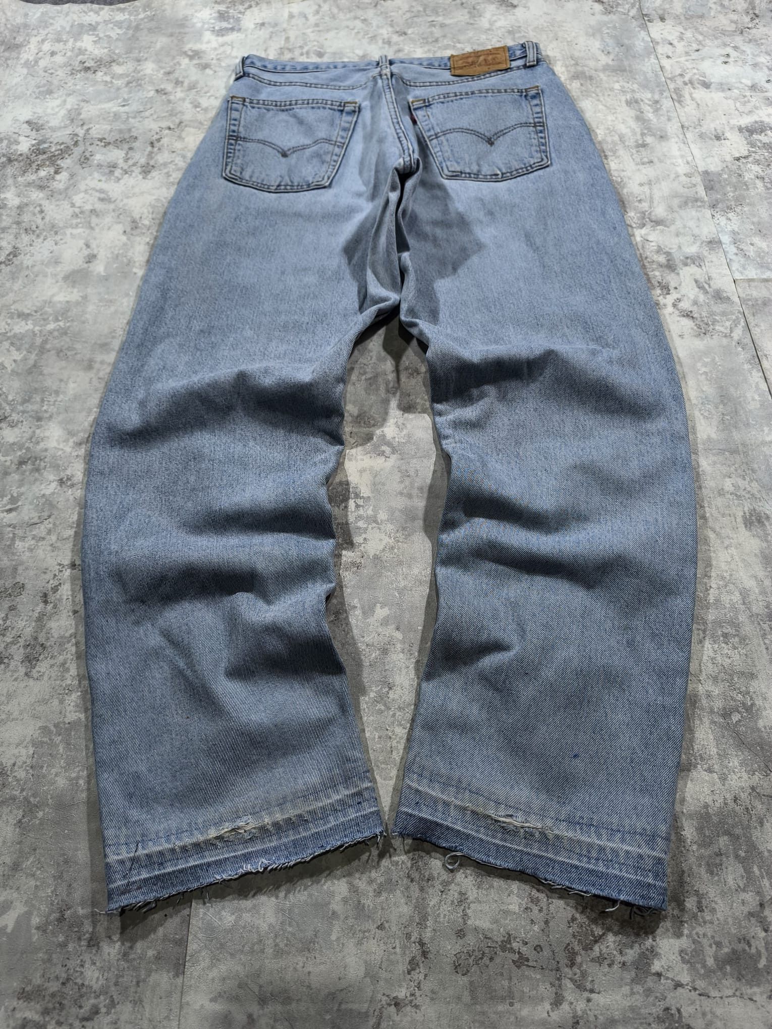 Levi's Vintage Clothing vintage 90s baby blue relaxedfit levis made in uk Size US 33 - 5 Thumbnail