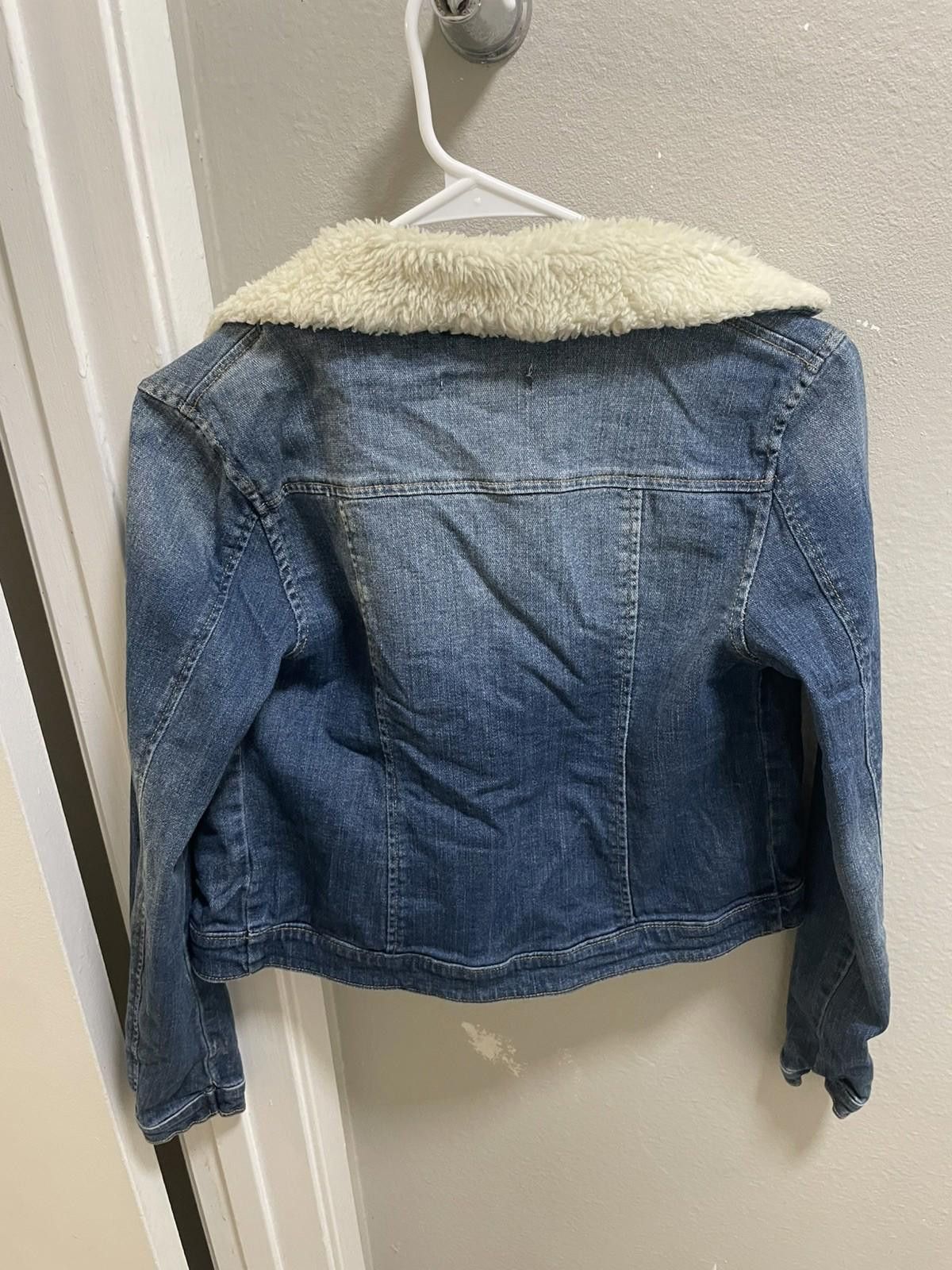 Mossimo Mossimo Women’s Denim Blue Jean Moto Jacket Faux Fur Sz S Size S / US 4 / IT 40 - 3 Thumbnail