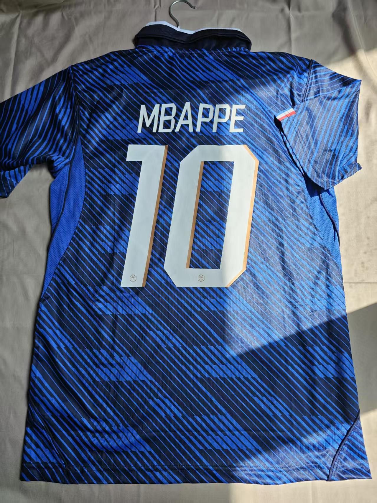 Other 2026 France #10 Mbappé Jersey Home XL Size US XL / EU 56 / 4 - 2 Thumbnail