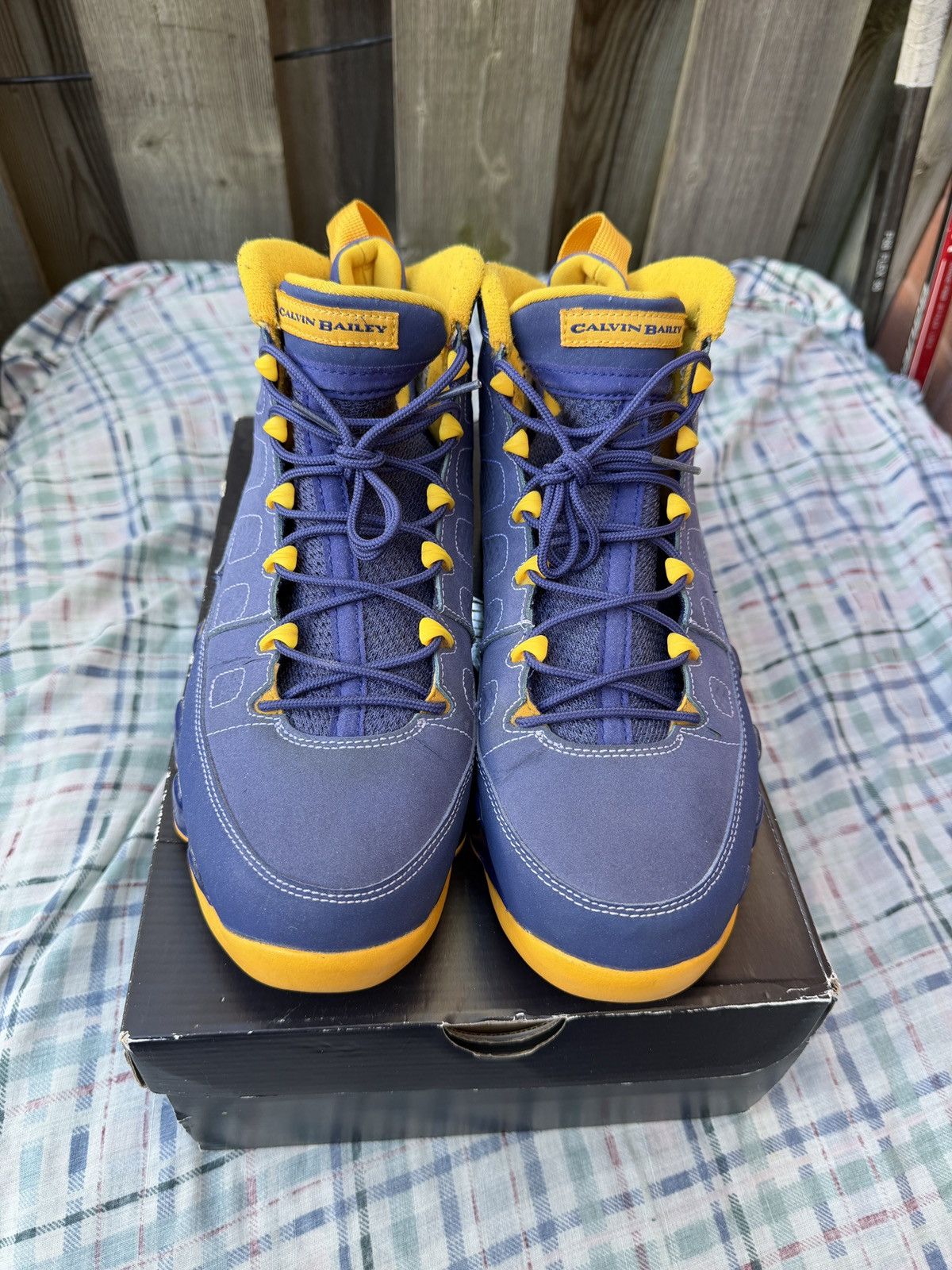 Jordan Brand Jordan 9 Retro Calvin Bailey Size US 10.5 / EU 43-44 - 2 Thumbnail