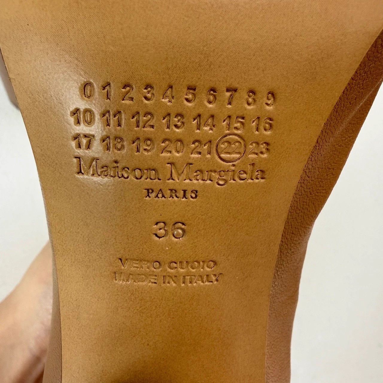 Maison Margiela Brand new, size 36! Maison Margiela Tabi split-toe boots Size US 6 / IT 36 - 7 Thumbnail