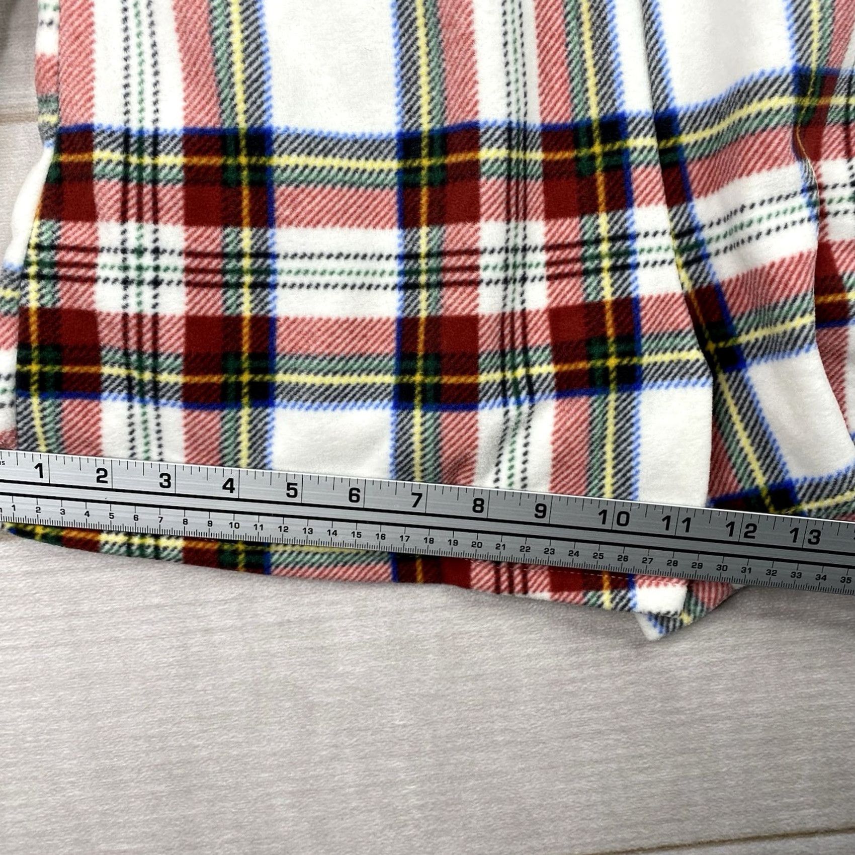 Old Navy Old Navy Womens Pajamas XS Plaid Fleece Cozy Short Romper 1 Pc Shirt Holiday Womens Size 26" / US 2 / IT 38 - 7 Thumbnail