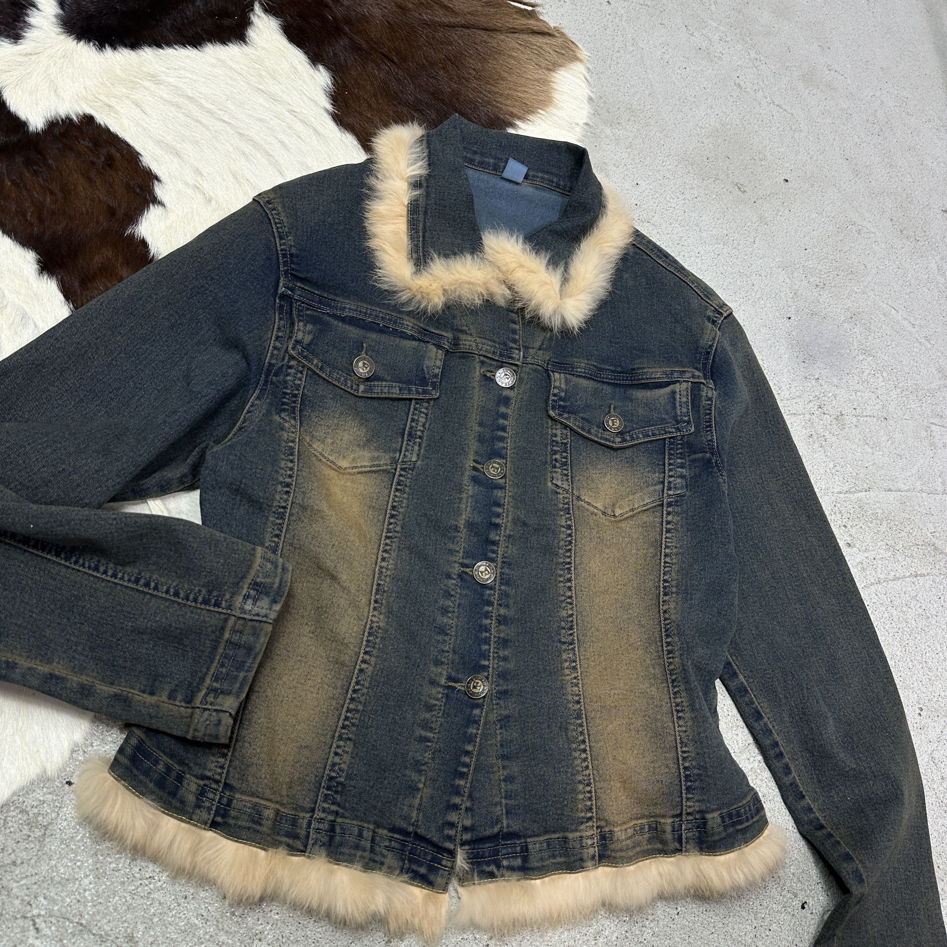 Vintage Vintage Denim Preppy Washed Real Fur Trim Jeans Jacket 00s Size L / US 10 / IT 46 - 3 Thumbnail