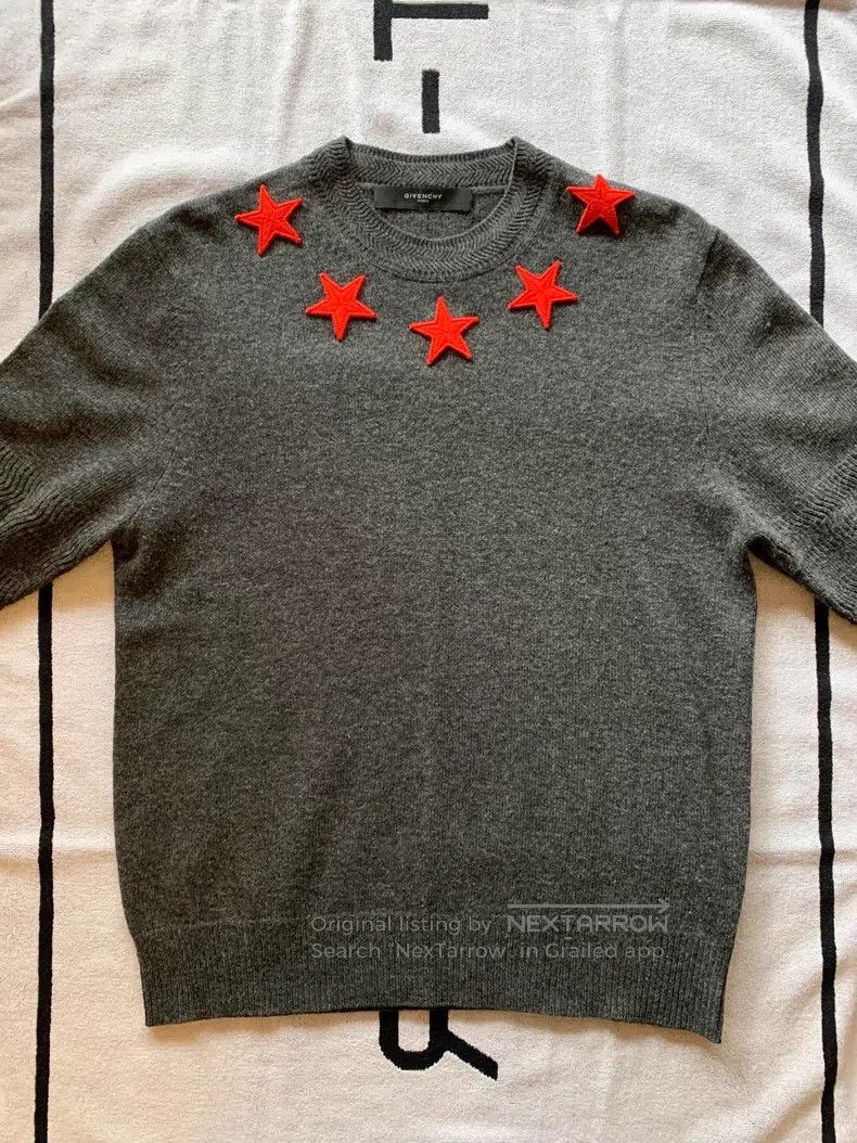Givenchy Givenchy Classic Black Sweater Size US L / EU 52-54 / 3 - 1 Thumbnail