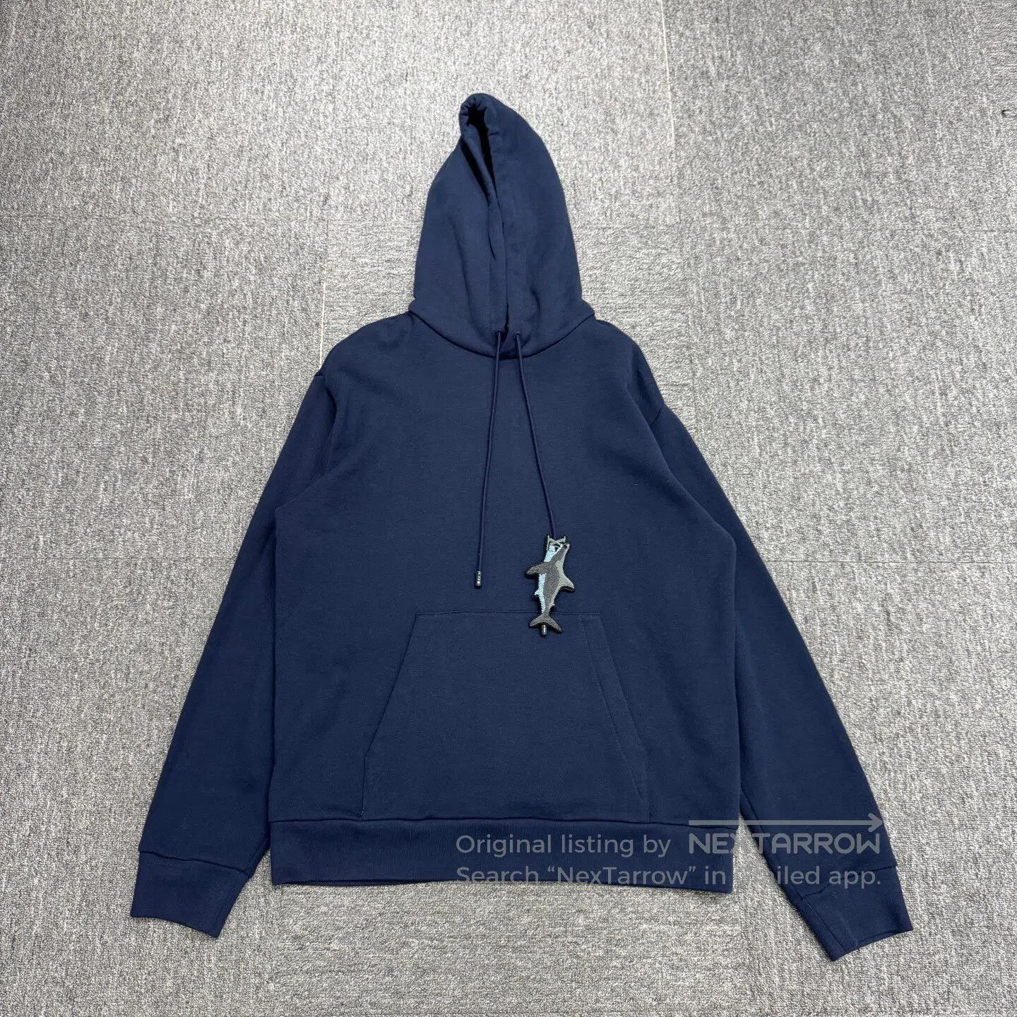 Louis Vuitton Louis Vuitton Beaded shark-print hoodie with a hood and a Size US L / EU 52-54 / 3 - 1 Thumbnail