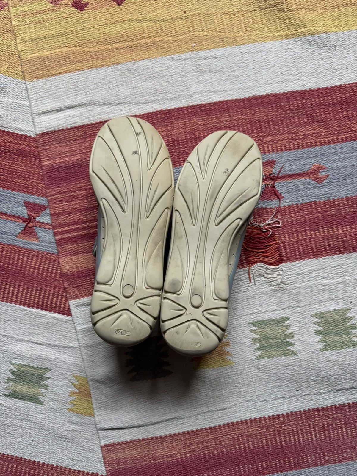 Fila Vintage 90’s Fila Genuine Leather Leather Mule Sandals Size US 7 / IT 37 - 9 Thumbnail