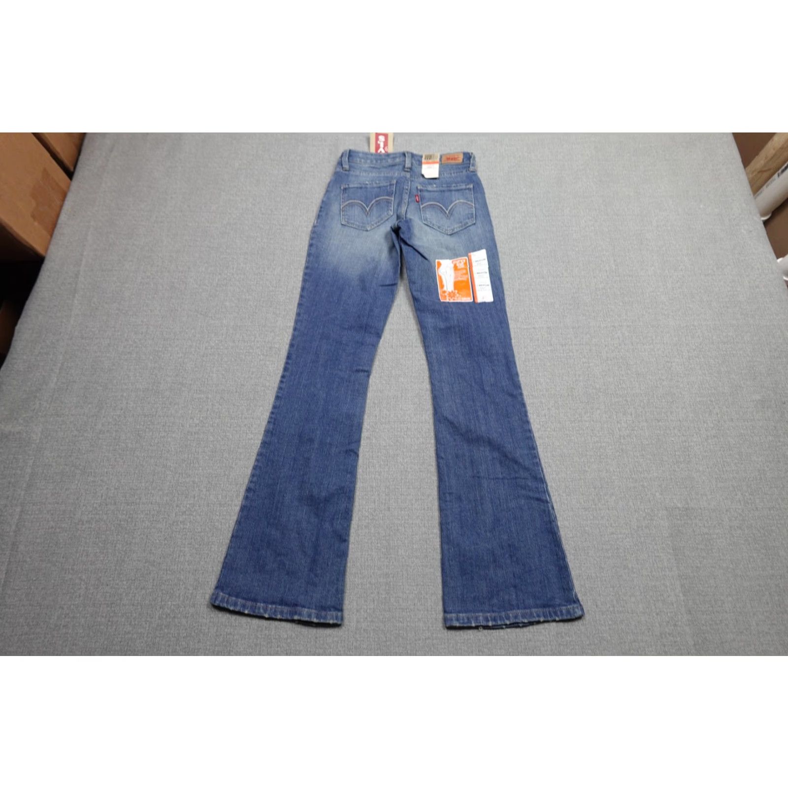 Levi's Levi's 528 Boot Cut Jeans Juniors 1M Blue Medium Wash Curvy Stretch Denim Jeans 5-Pocket Zipper Fly Size 25" / US 0 / IT 36 - 4 Thumbnail
