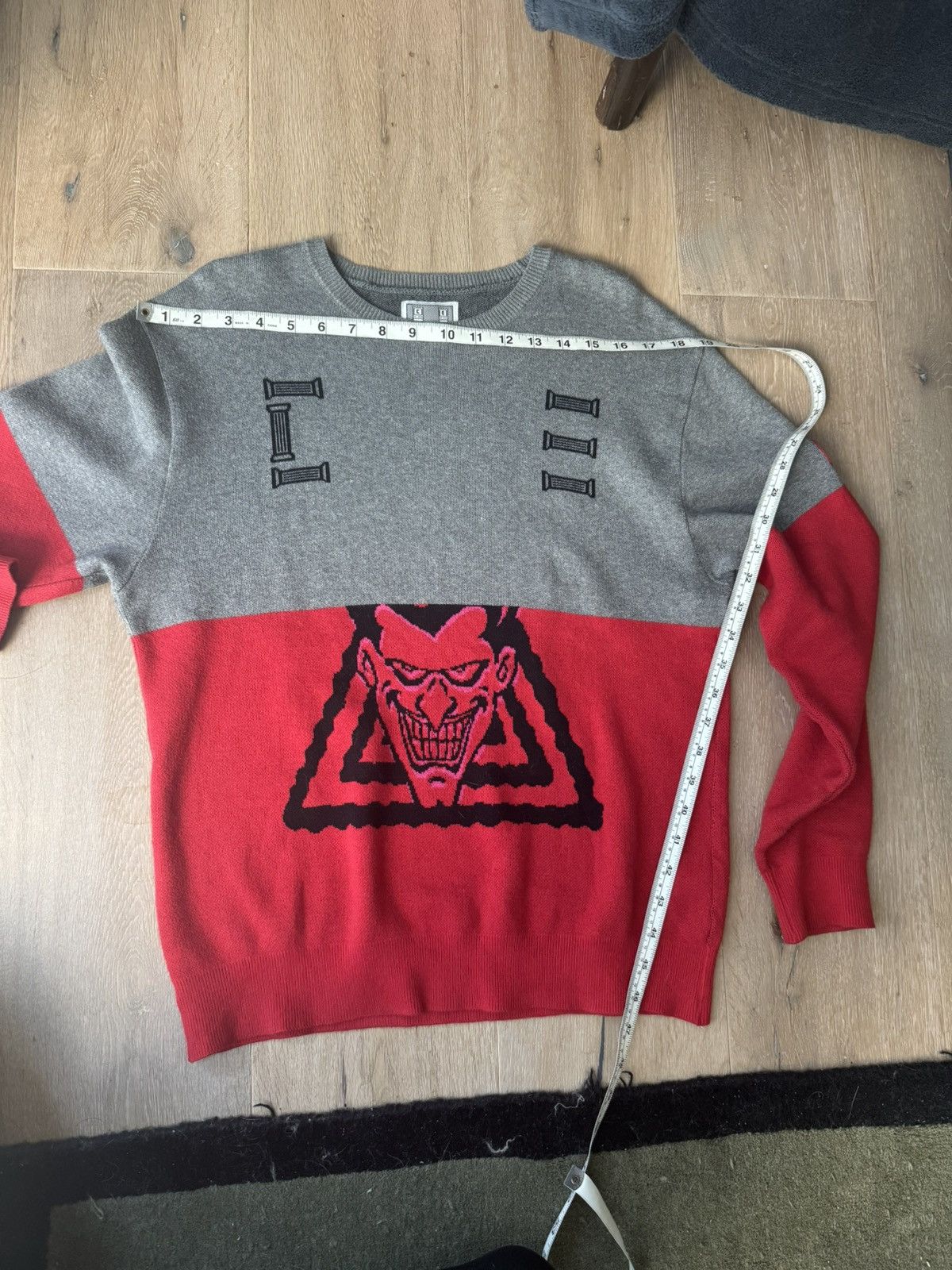 Cav Empt Cav Empt “Joker” cotton sweater colorblock grey and red Sz L Size US L / EU 52-54 / 3 - 8 Thumbnail