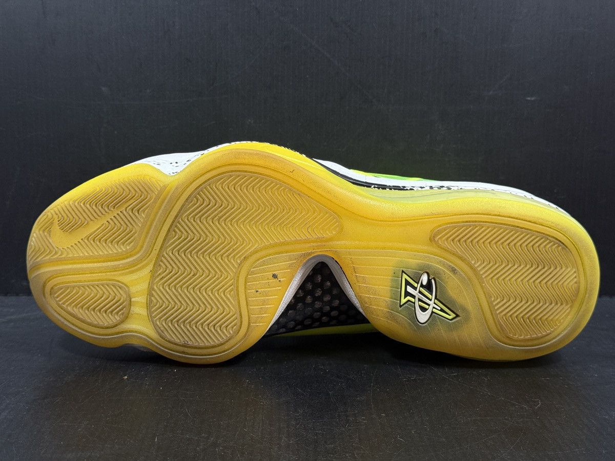 Nike NIKE AIR PENNY V HIGHLIGHTER YELLOW SIZE 11 Size US 11 / EU 44 - 9 Thumbnail