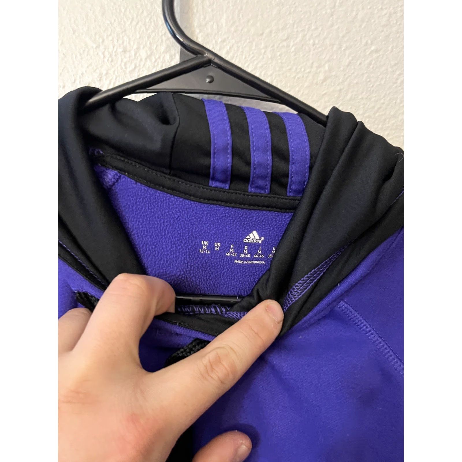 Adidas Adidas Hoodie Womens Medium 12-14 Purple Sweatshirt Pullover Logo Activewear Crew Neck Long Sleeve Pockets Size M / US 6-8 / IT 42-44 - 3 Thumbnail