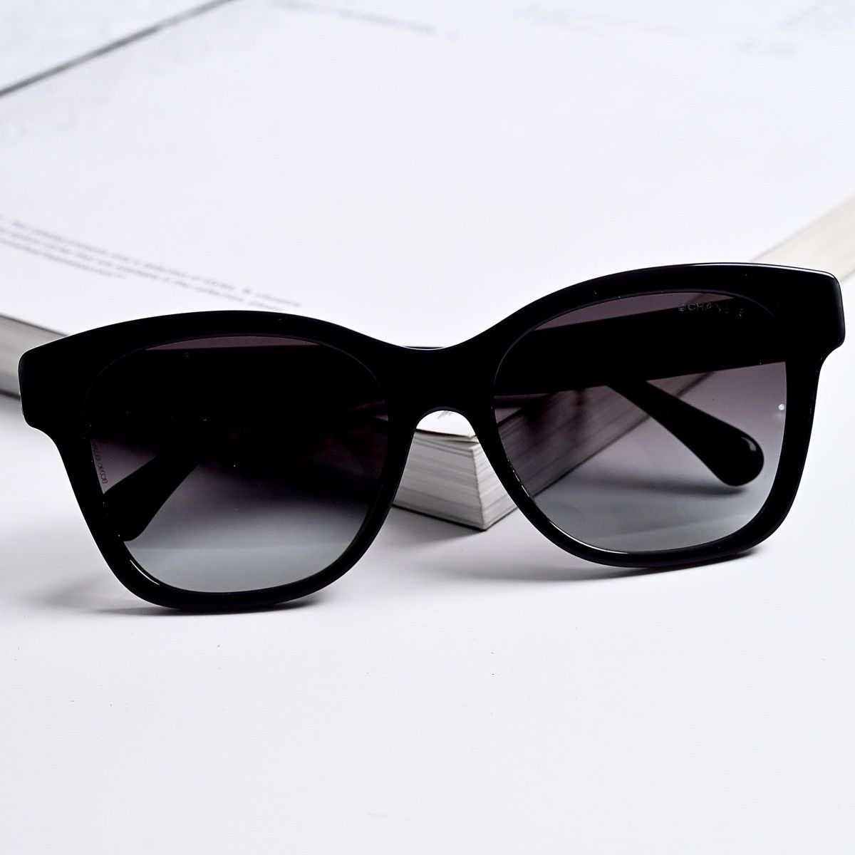 Chanel CHANEL 0CH5482H SUNGLASSES Size ONE SIZE - 11 Thumbnail