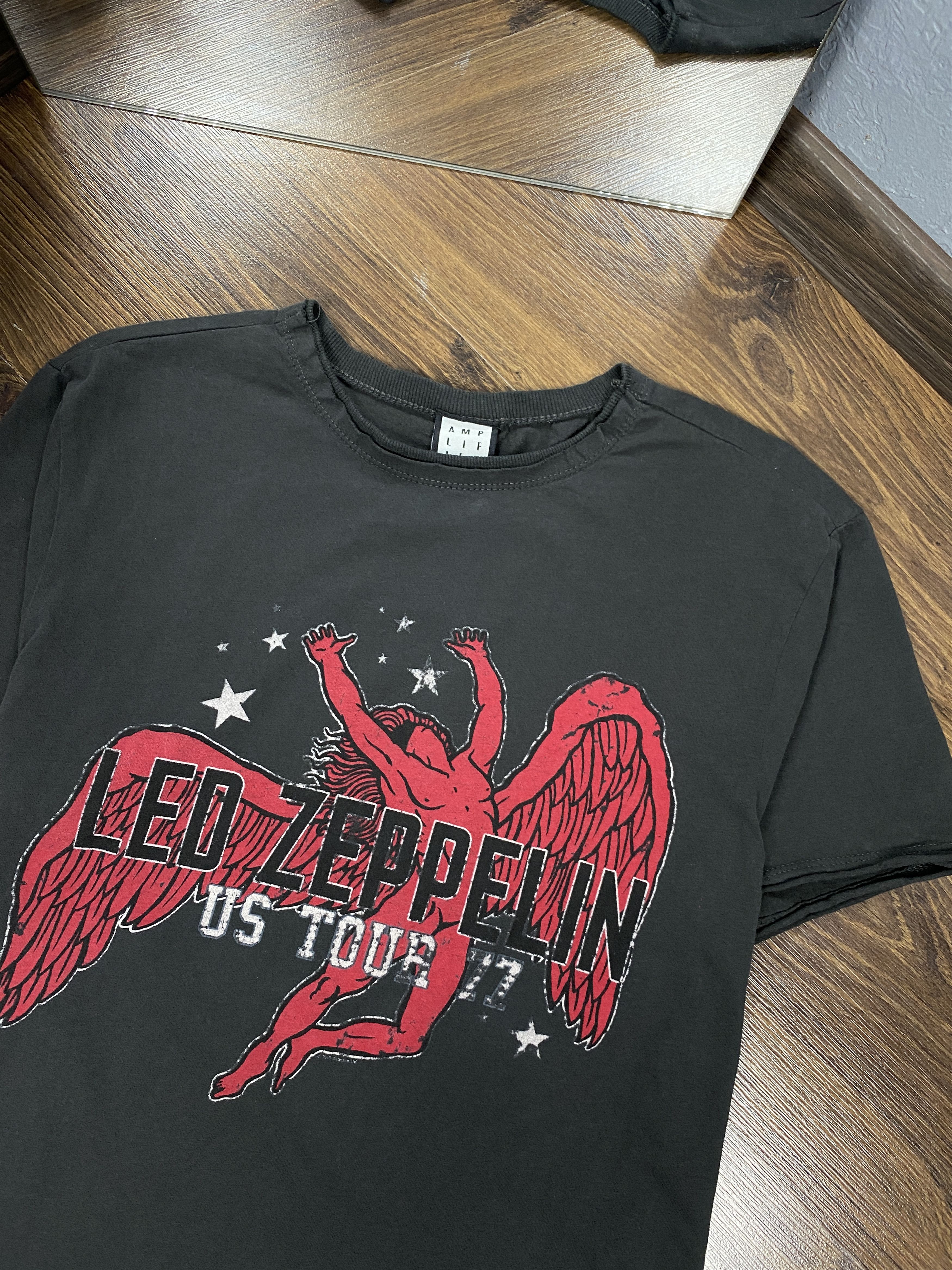 Band Tees Led Zeppelin vintage rock band t-shirt y2k Size US M / EU 48-50 / 2 - 2 Thumbnail