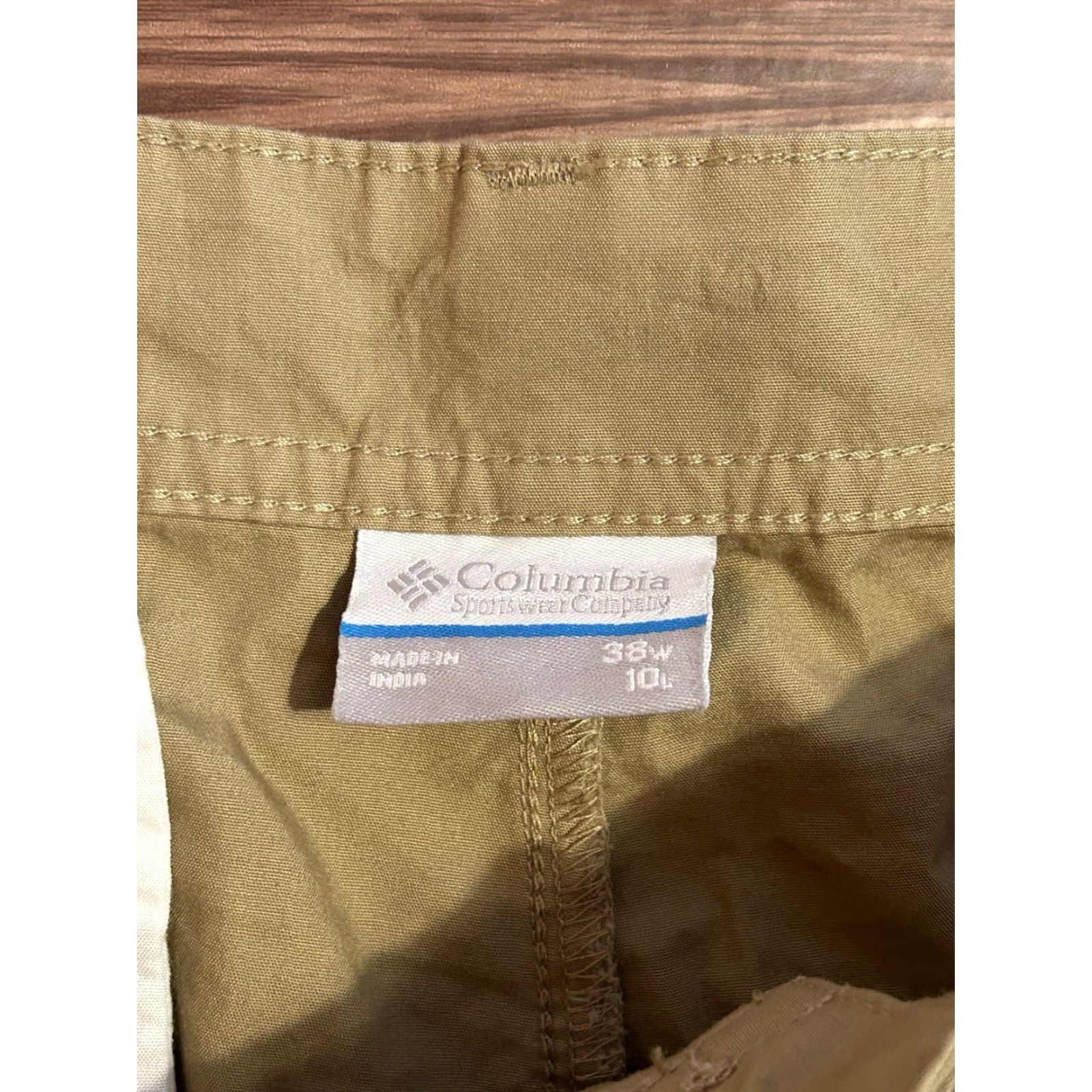 Vintage Columbia Men's Khaki Shorts 38 Tan 10in Inseam Flat Front Mid Rise Chino Pockets Casual Summer Spring Mens Size US 38 / EU 54 - 3 Thumbnail