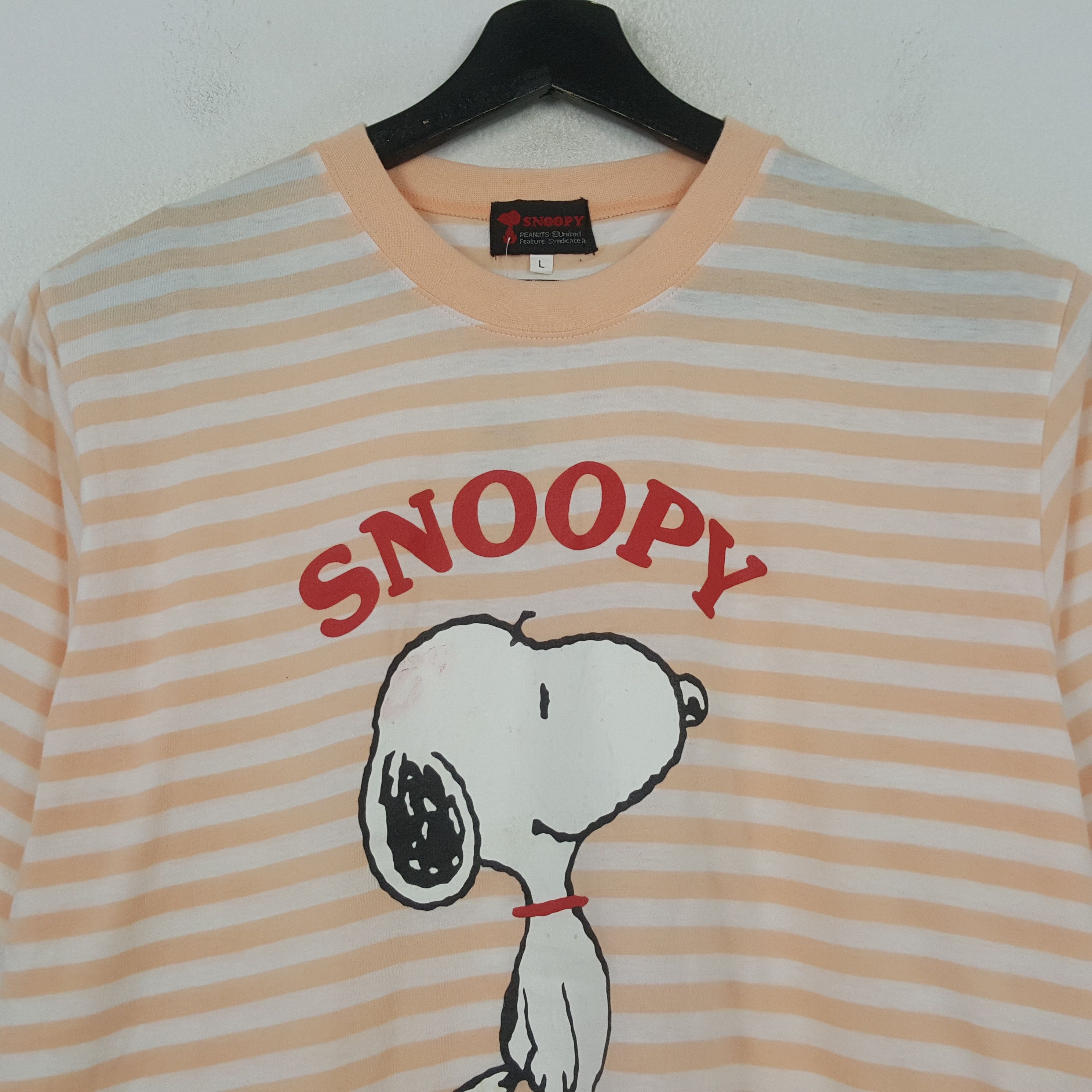 Vintage Snoopy Cartoon Streetwear Style Tshirt RR23 Size US L / EU 52-54 / 3 - 2 Thumbnail