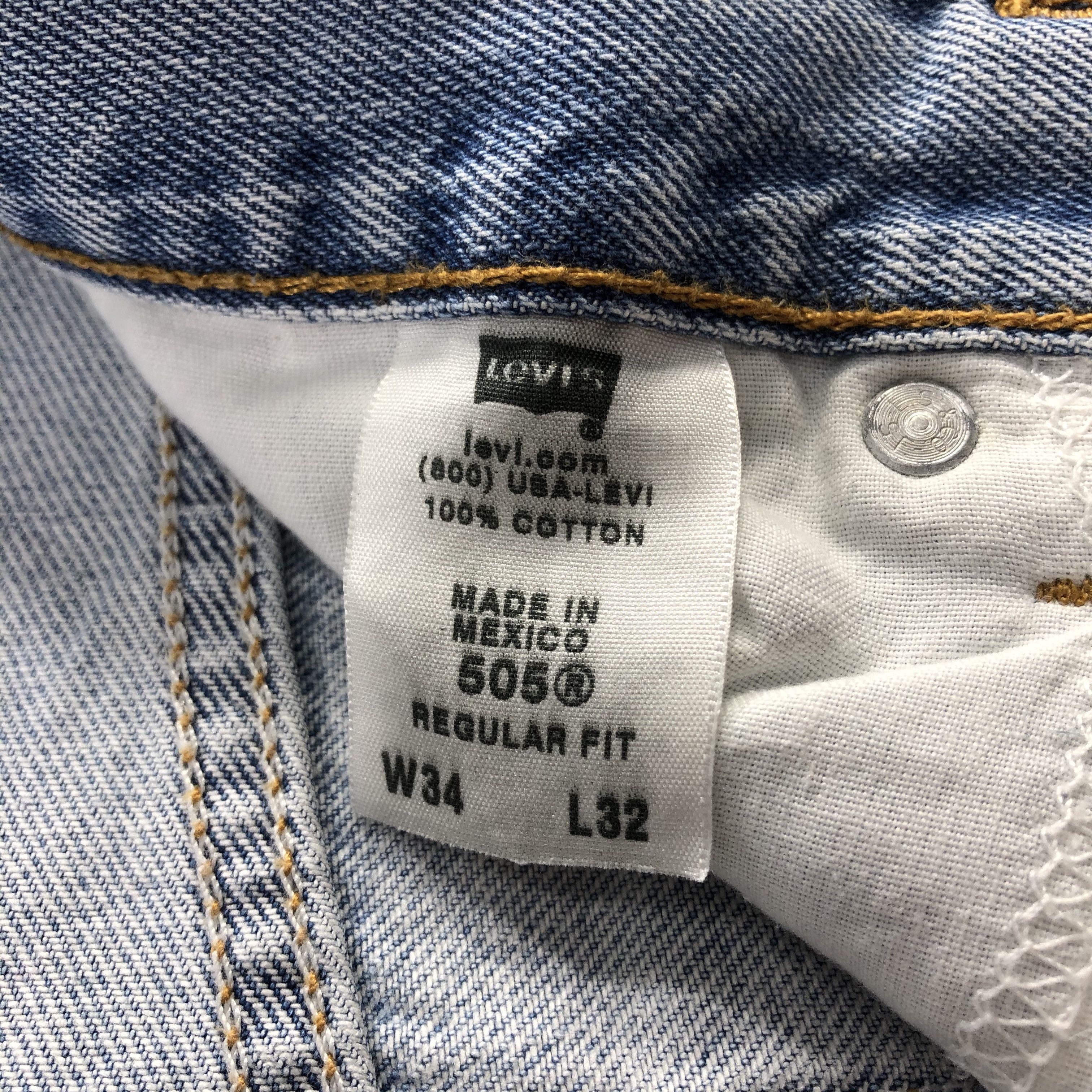 Levi's Vintage Light Wash Levis 505 Jeans-J1625 Size US 35 - 10 Thumbnail