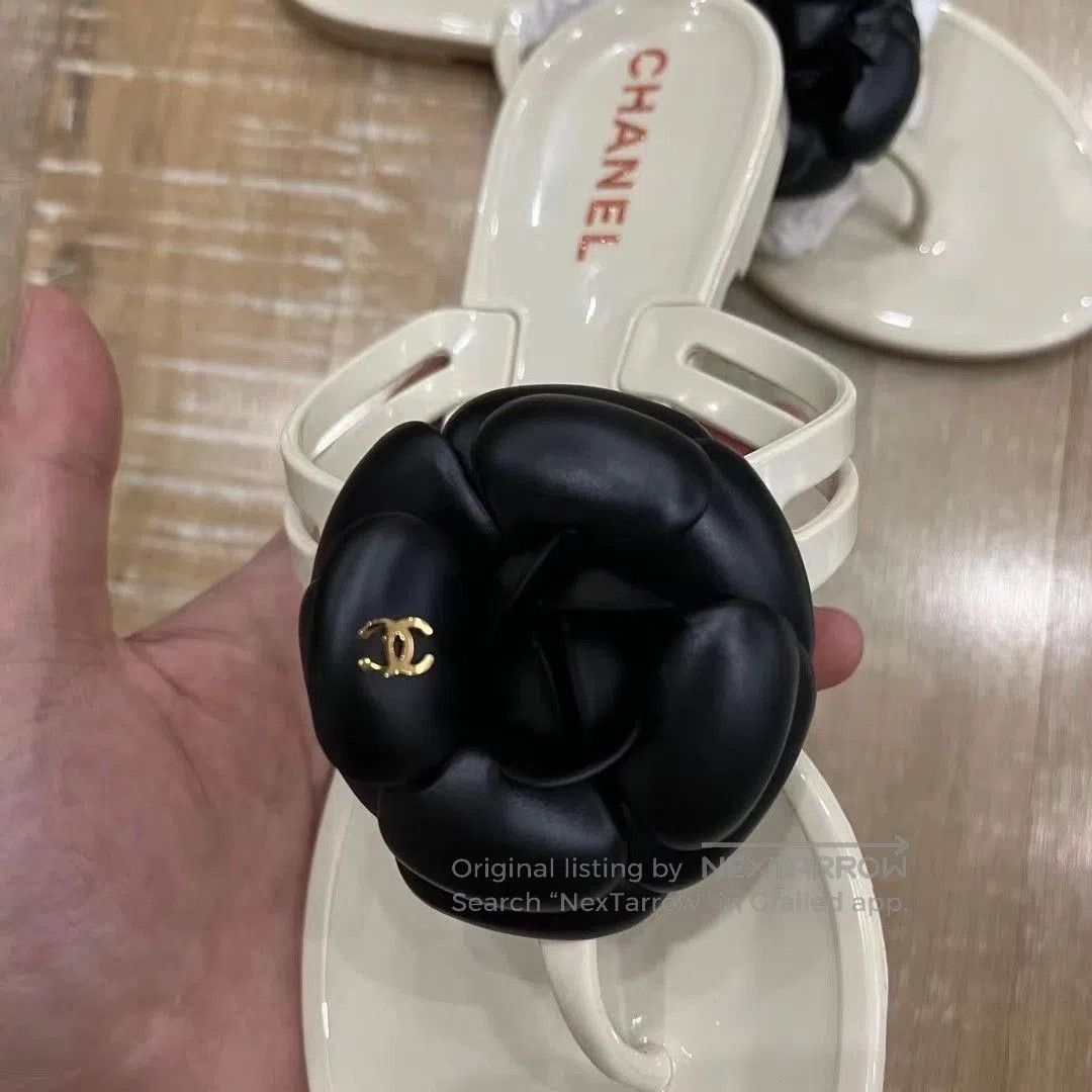 Chanel Chanel Camellia Sandals. Size US 7 / IT 37 - 4 Thumbnail