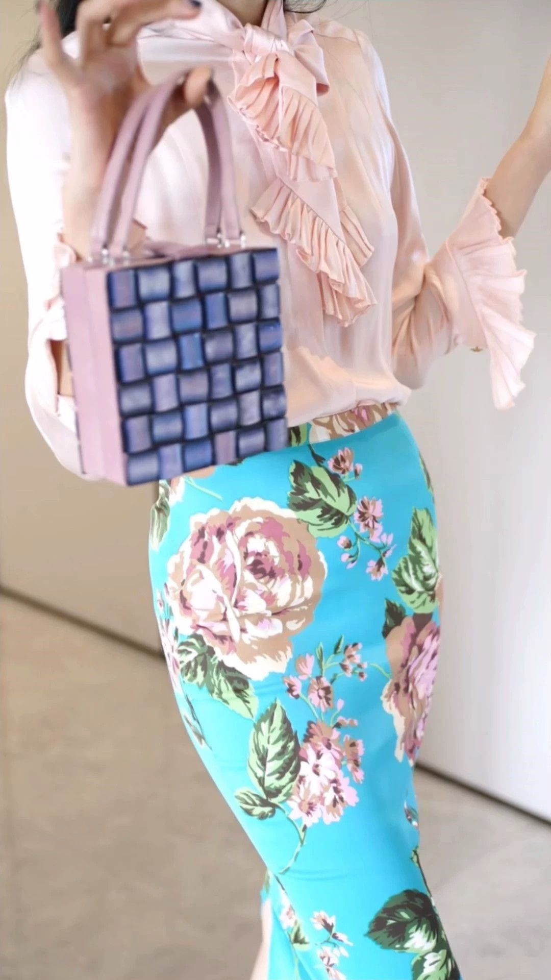 Dolce & Gabbana D&G Blue Floral Skirt IT38 S Size 26" / US 2 / IT 38 - 1 Thumbnail