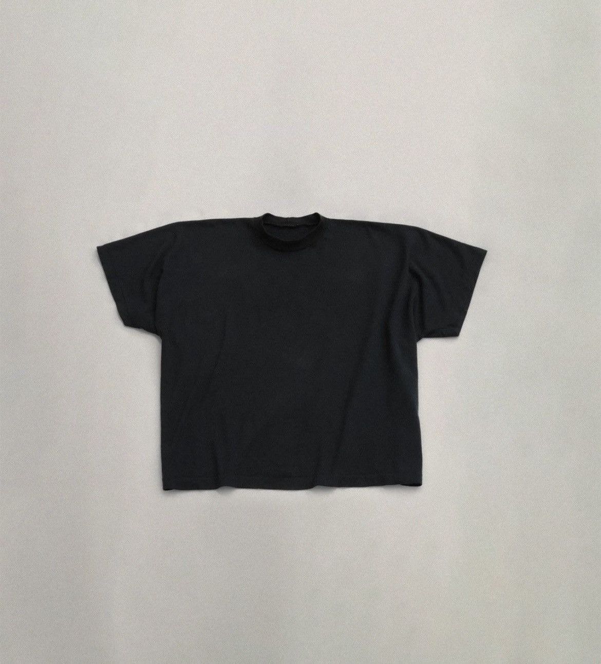 Kanye West Yeezy unreleased season seamless tee Size US L / EU 52-54 / 3 - 1 Thumbnail