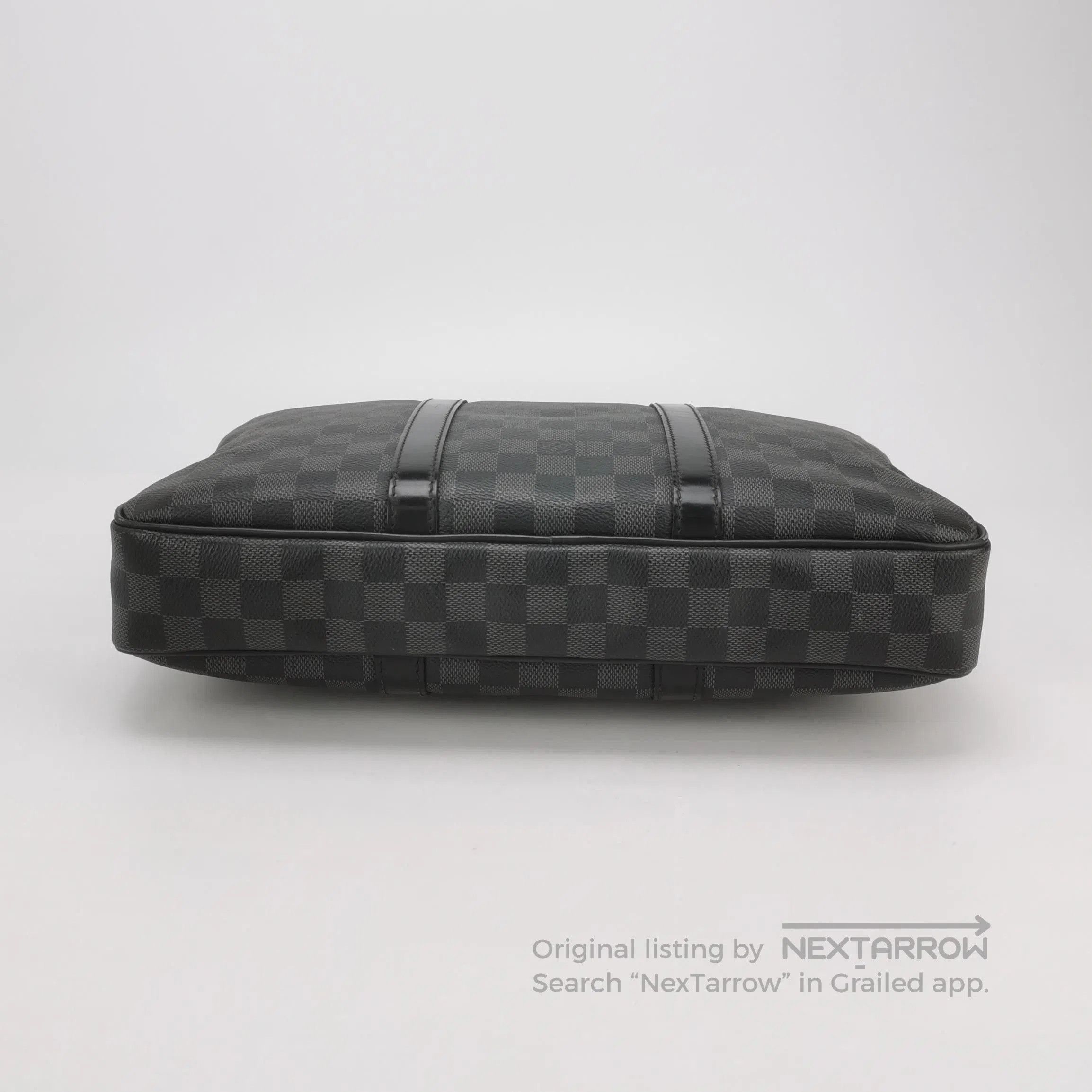 Louis Vuitton Louis Vuitton Damier Graphite PorteDocuments Briefcase. Size ONE SIZE - 2 Thumbnail