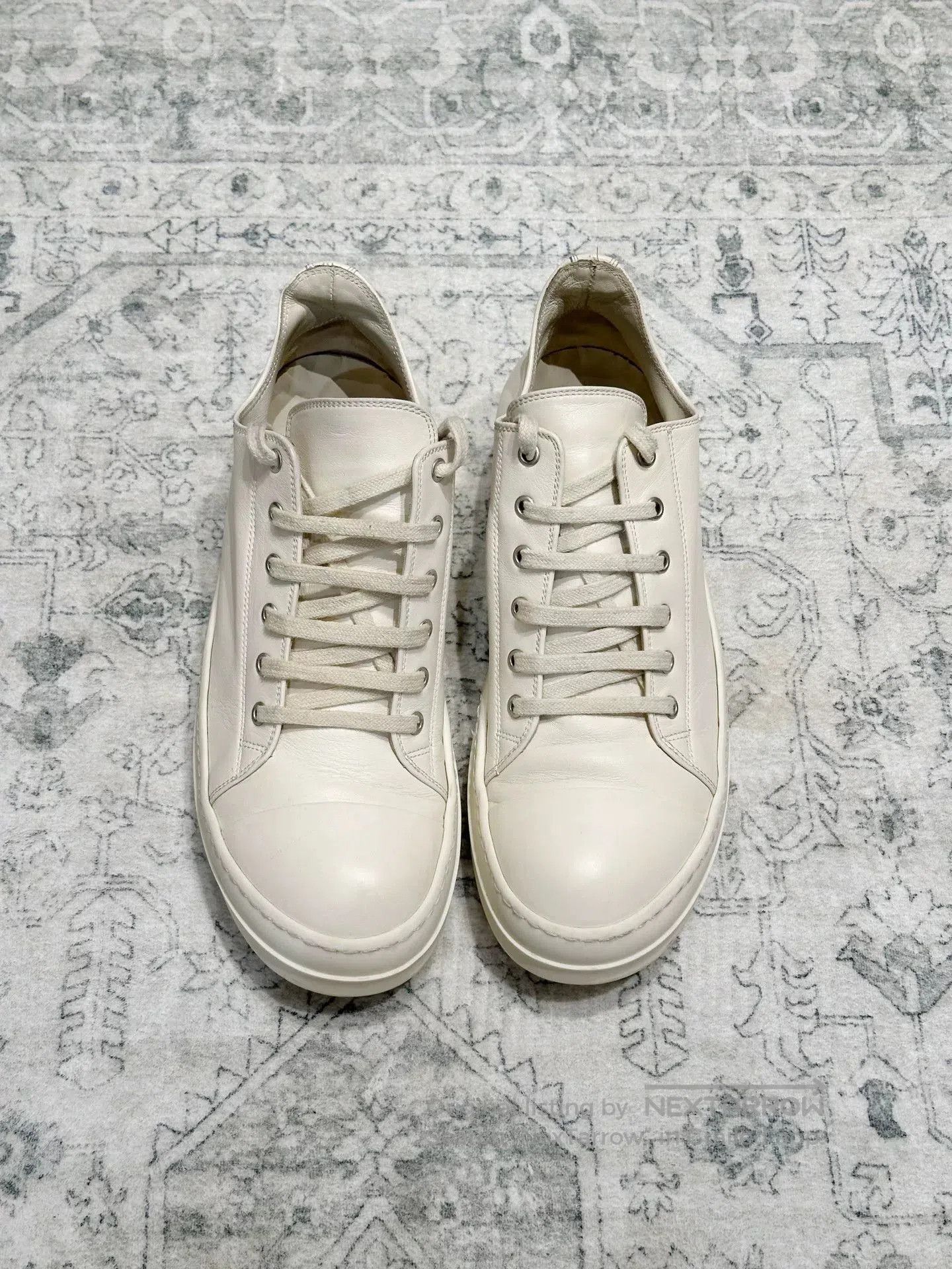 Rick Owens Rick Owens Milk White Leather Low-Top Sneakers. Size US 9 / EU 42 - 2 Thumbnail