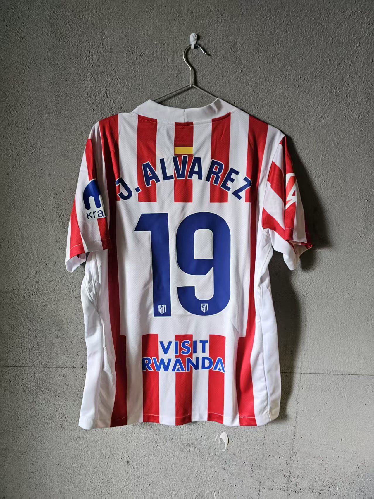 Nike 25 26 Atlético de Madrid 19 Julián Álvarez Jersey Size US L / EU 52-54 / 3 - 1 Thumbnail