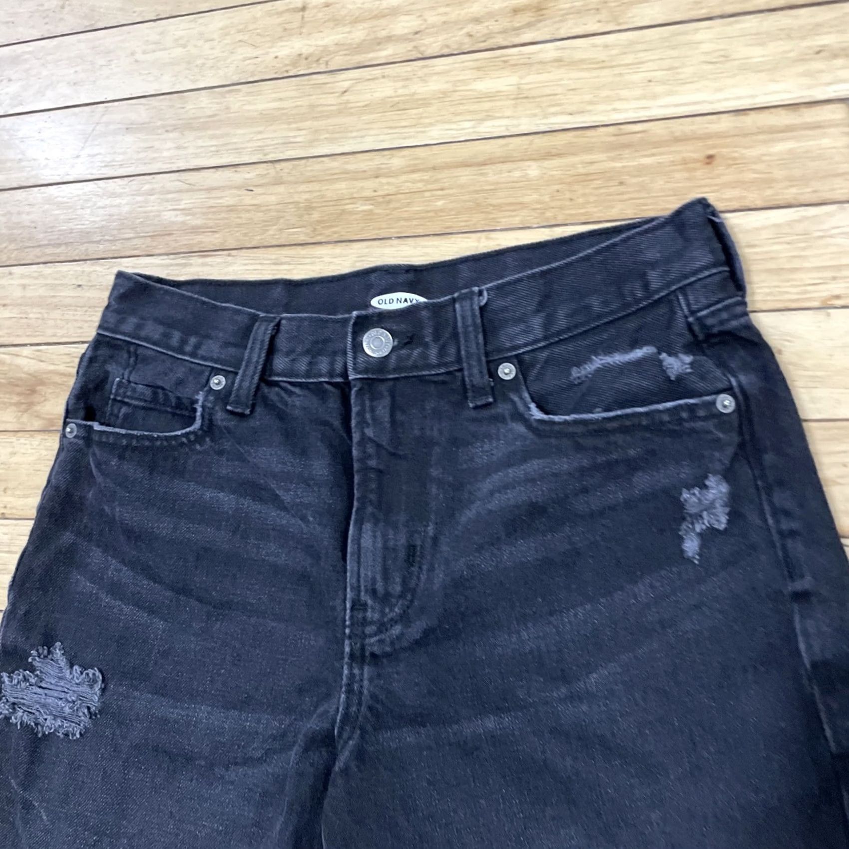 Old Navy VINTAGE OLD NAVY Denim Shorts Womens 2 Black Fringe RawHem Grunge Distres Model 2 Size 26" / US 2 / IT 38 - 3 Thumbnail