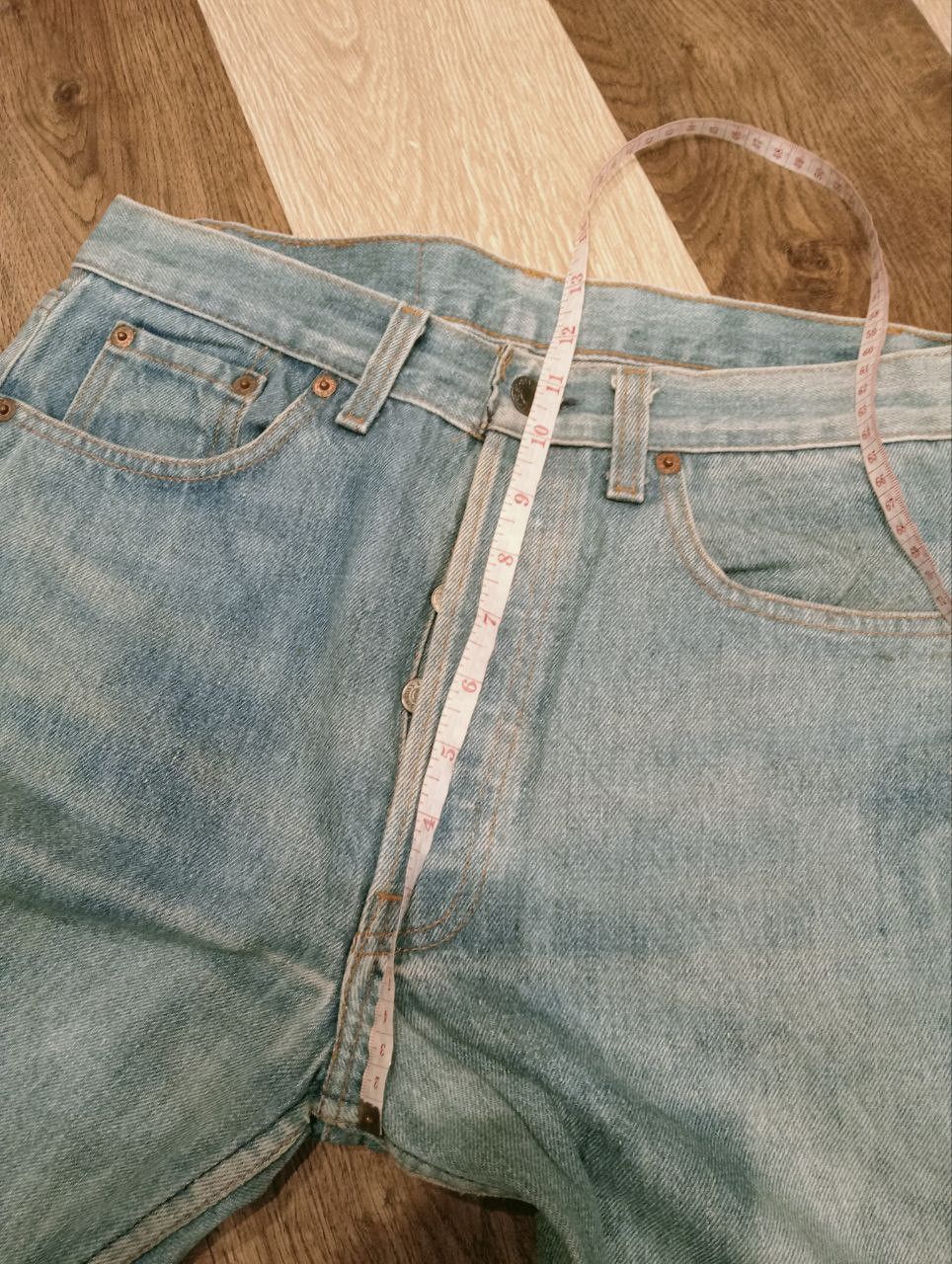 Levi's Vintage Clothing VINTAGE LEVIS 501 JEANS - SIZE 31 Size US 31 - 15 Thumbnail
