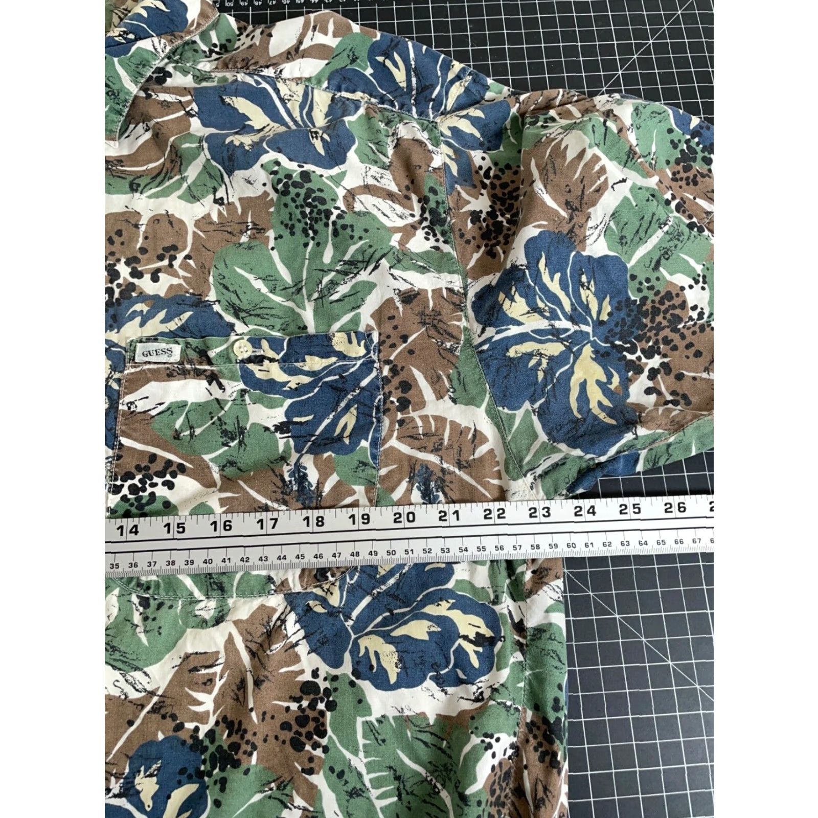 Guess VINTAGE GUESS Men’s Hawaiian Shirt XL Green Floral 90s Casual Cotton Button-Up Size US XL / EU 56 / 4 - 5 Thumbnail