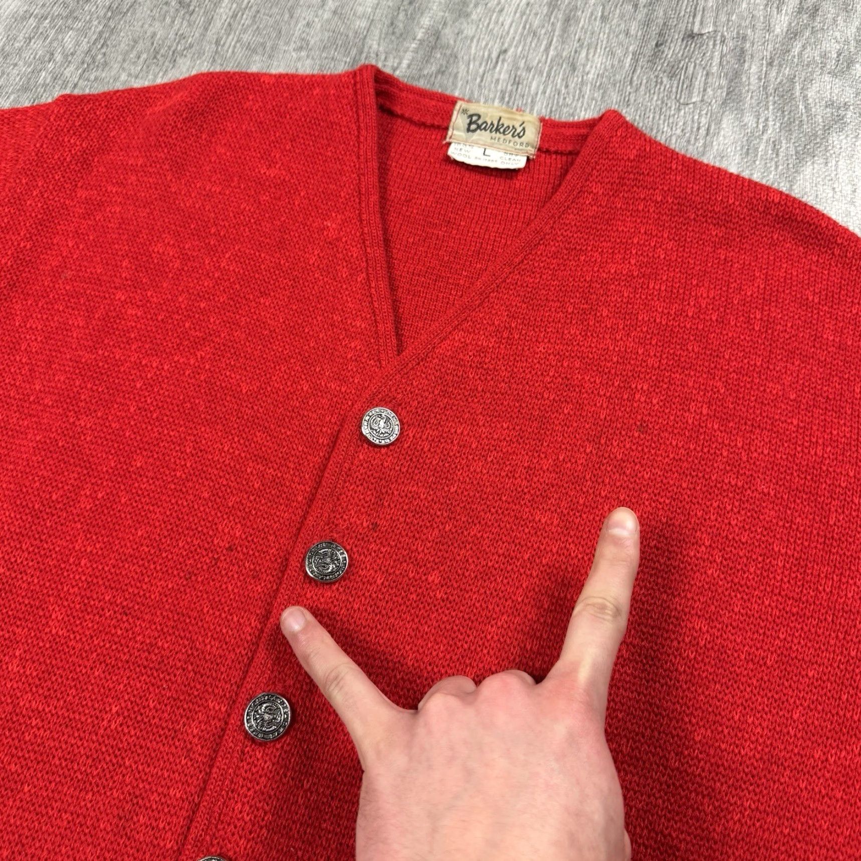 Barker VINTAGE BARKER'S Men Wool Heavyweight V-Neck Button Cardigan Sweater 50s Red Fall Winter Casual Size US L / EU 52-54 / 3 - 3 Thumbnail