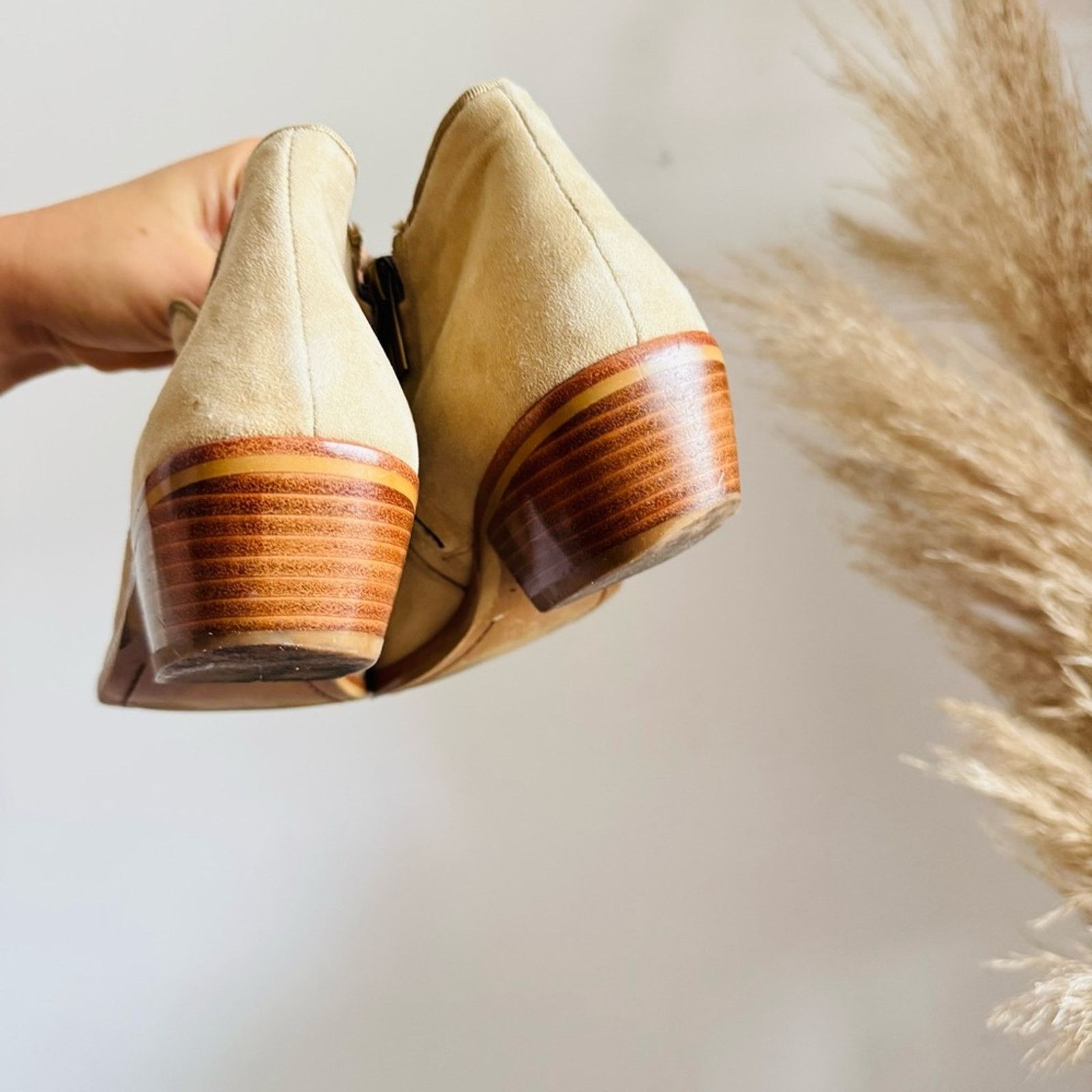 Sam Edelman SAM EDELMAN Beige Tan Suede Leather $170 Boot Booties Shoe 6 Size US 6 / IT 36 - 3 Thumbnail