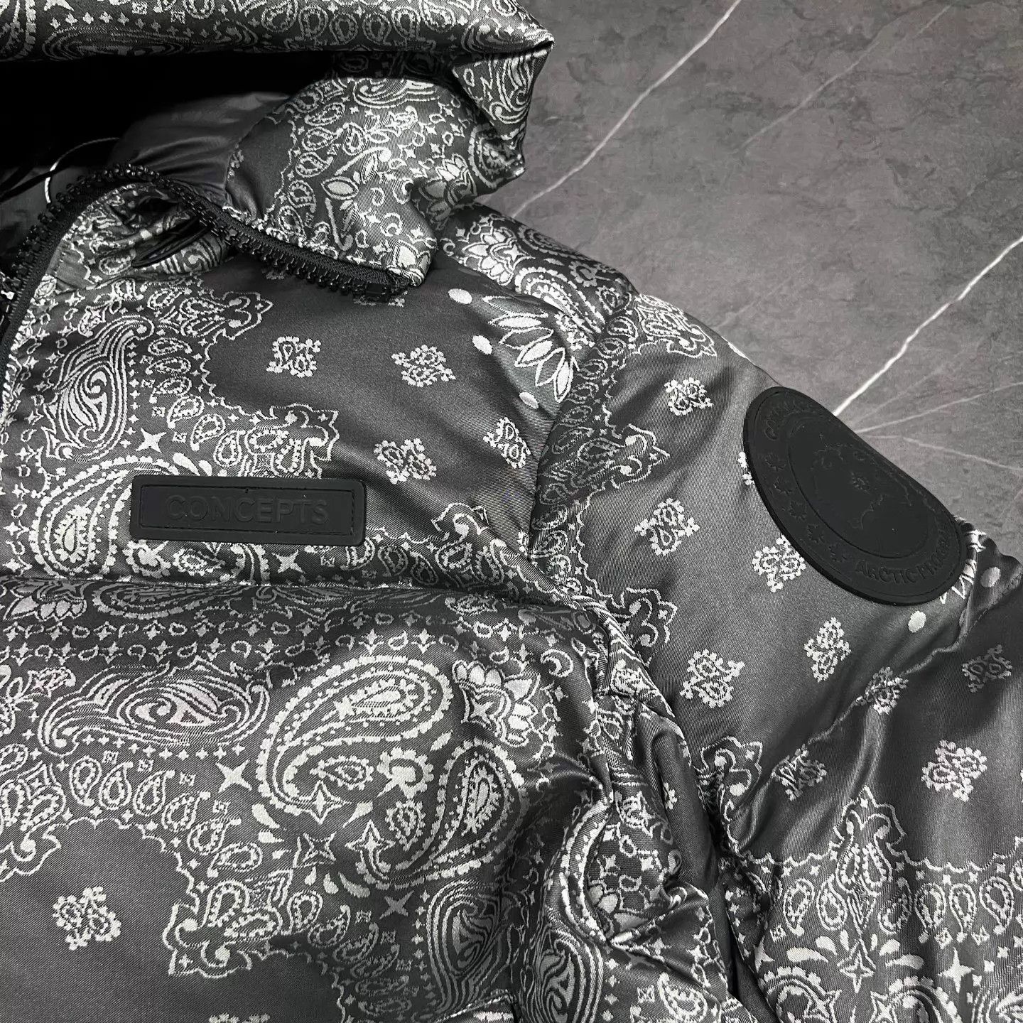 Canada Goose Canada Goose x CONCEPTS Camo Down Jacket M New Size M / US 6-8 / IT 42-44 - 2 Thumbnail
