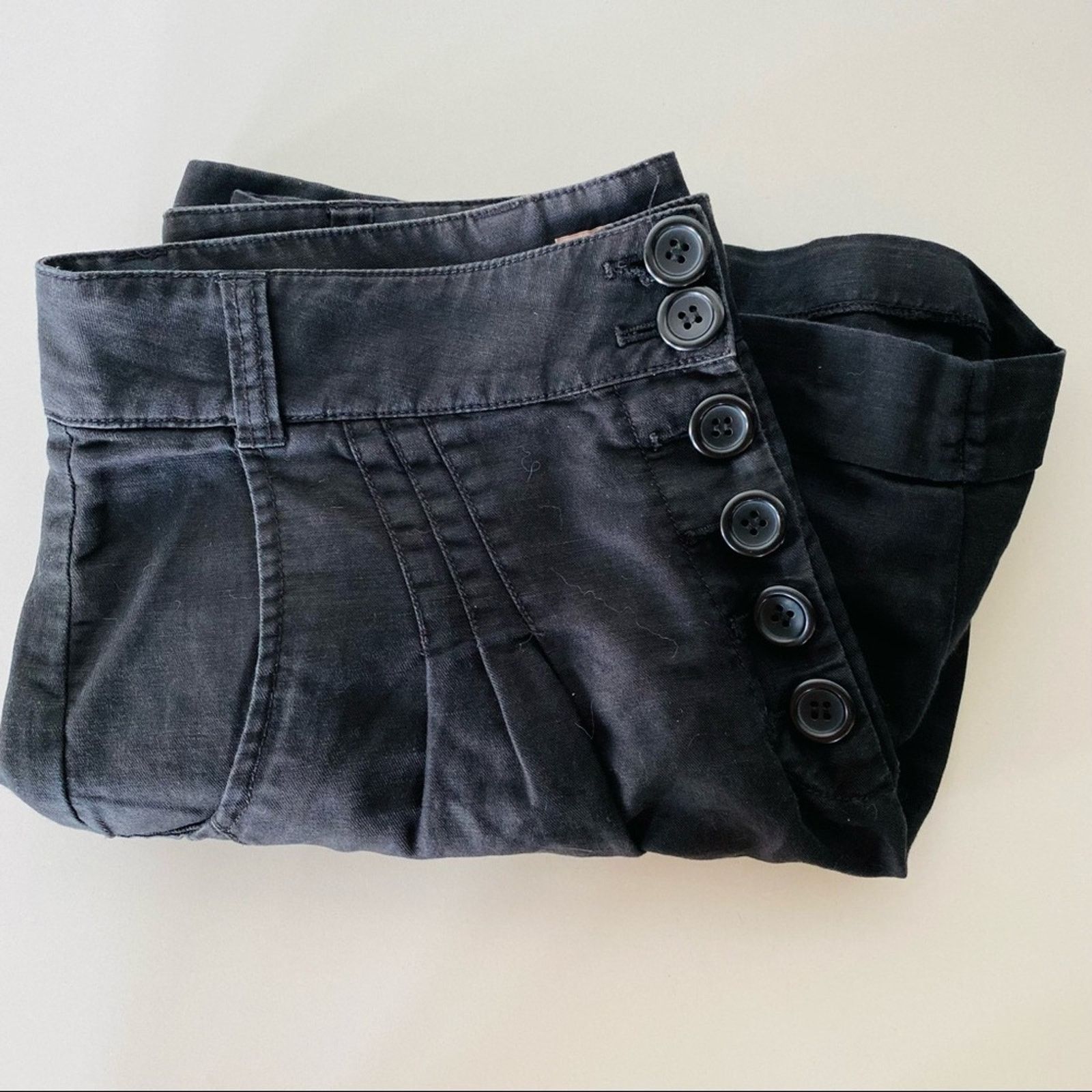 Vintage VINTAGE H&M Y2K Black High Rise Button Fly Shorts Bermuda Size 32" / US 10 / IT 46 - 9 Thumbnail