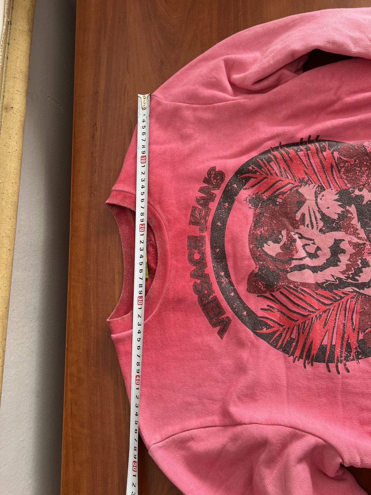 Versace Jeans Couture Versace Jeans MENS PINK BIG LOGO FADED SWEATSHIRT SIZE M Size US M / EU 48-50 / 2 - 25 Thumbnail