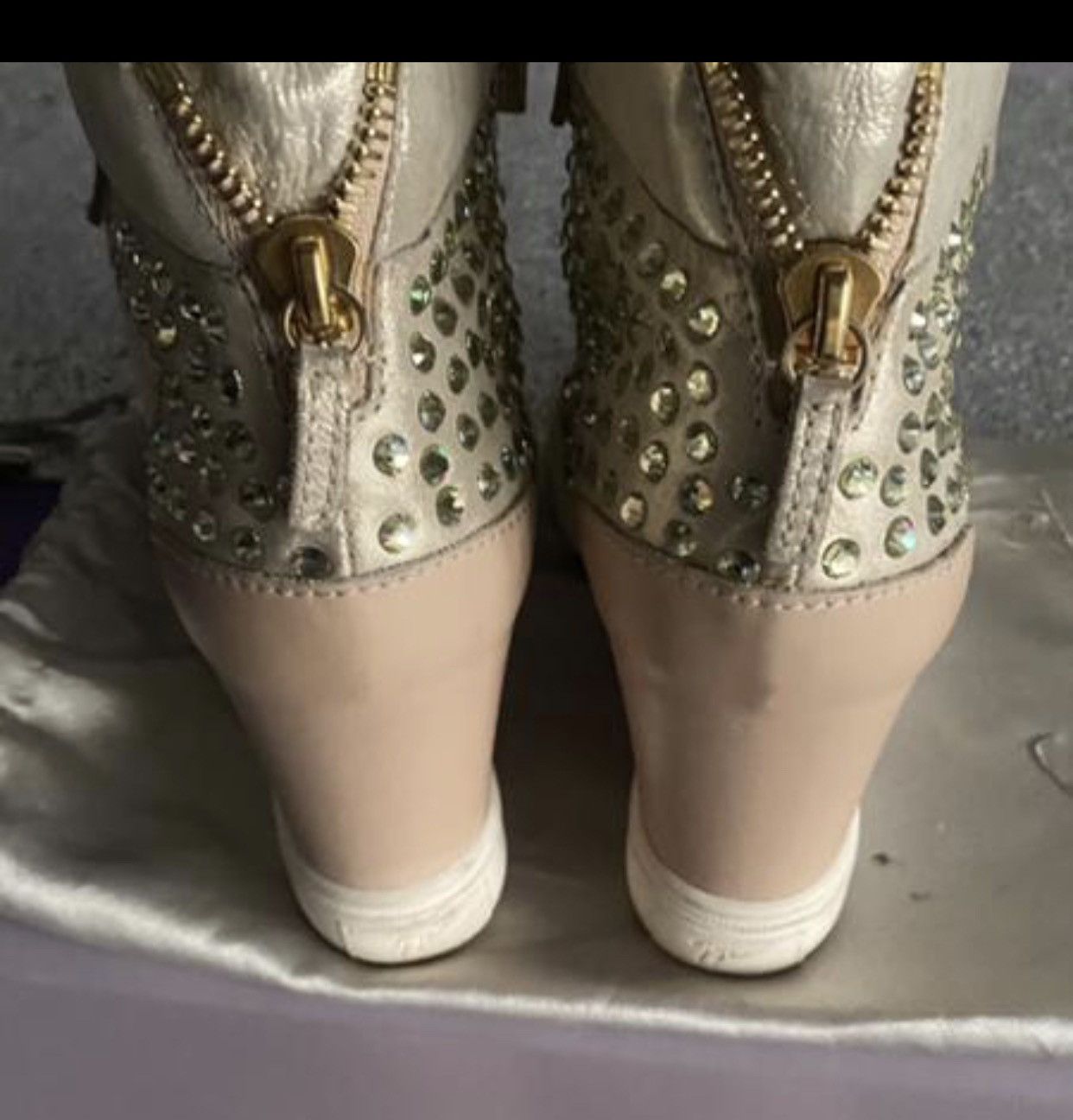 Giuseppe Zanotti Giuseppe Zanotti Gold/Beige Leather And Suede Crystal Size US 9 / IT 39 - 3 Thumbnail