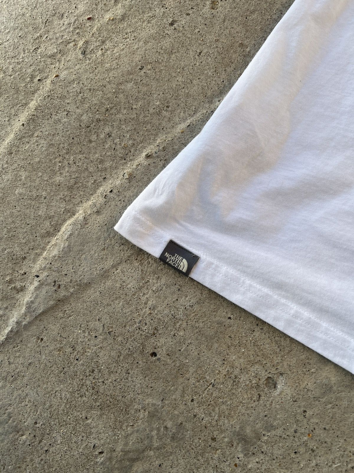 The North Face The North Face Tee Size US XL / EU 56 / 4 - 4 Thumbnail