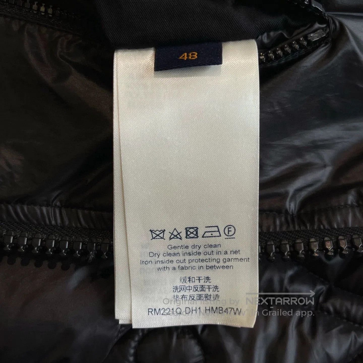 Louis Vuitton black quilted jacket size 48 from LV. Size US M / EU 48-50 / 2 - 6 Thumbnail