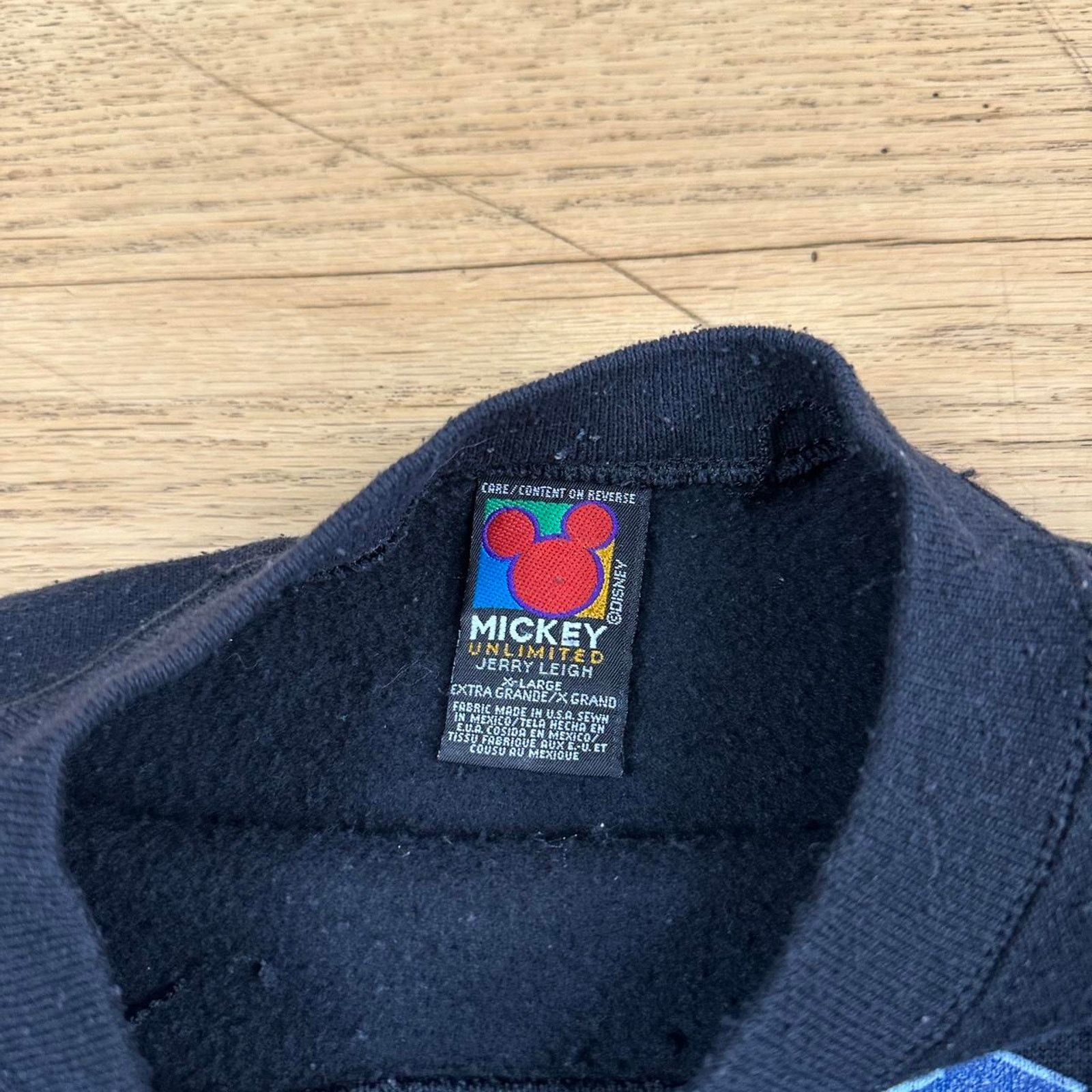 Disney × Vintage Vintage Mickey Mouse Sweatshirt Size US L / EU 52-54 / 3 - 3 Thumbnail