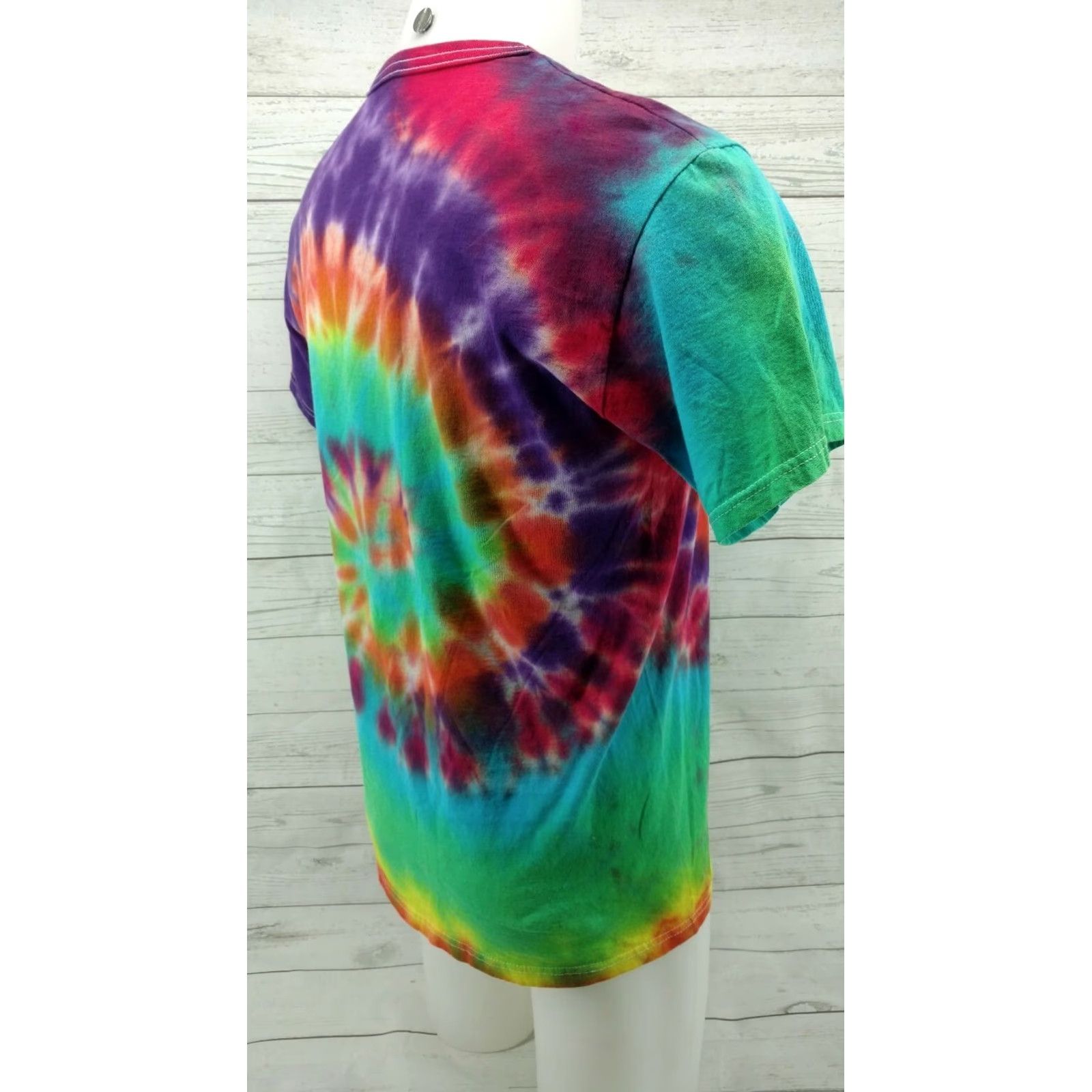 Fruit Of The Loom Fruit Of The Loom Colorful Tie Die T Shirt Hippie Cotton Unisex Sz Medium M Multicolor Tie Dye Casual Shirts Womens/Mens Size M / US 6-8 / IT 42-44 - 4 Thumbnail