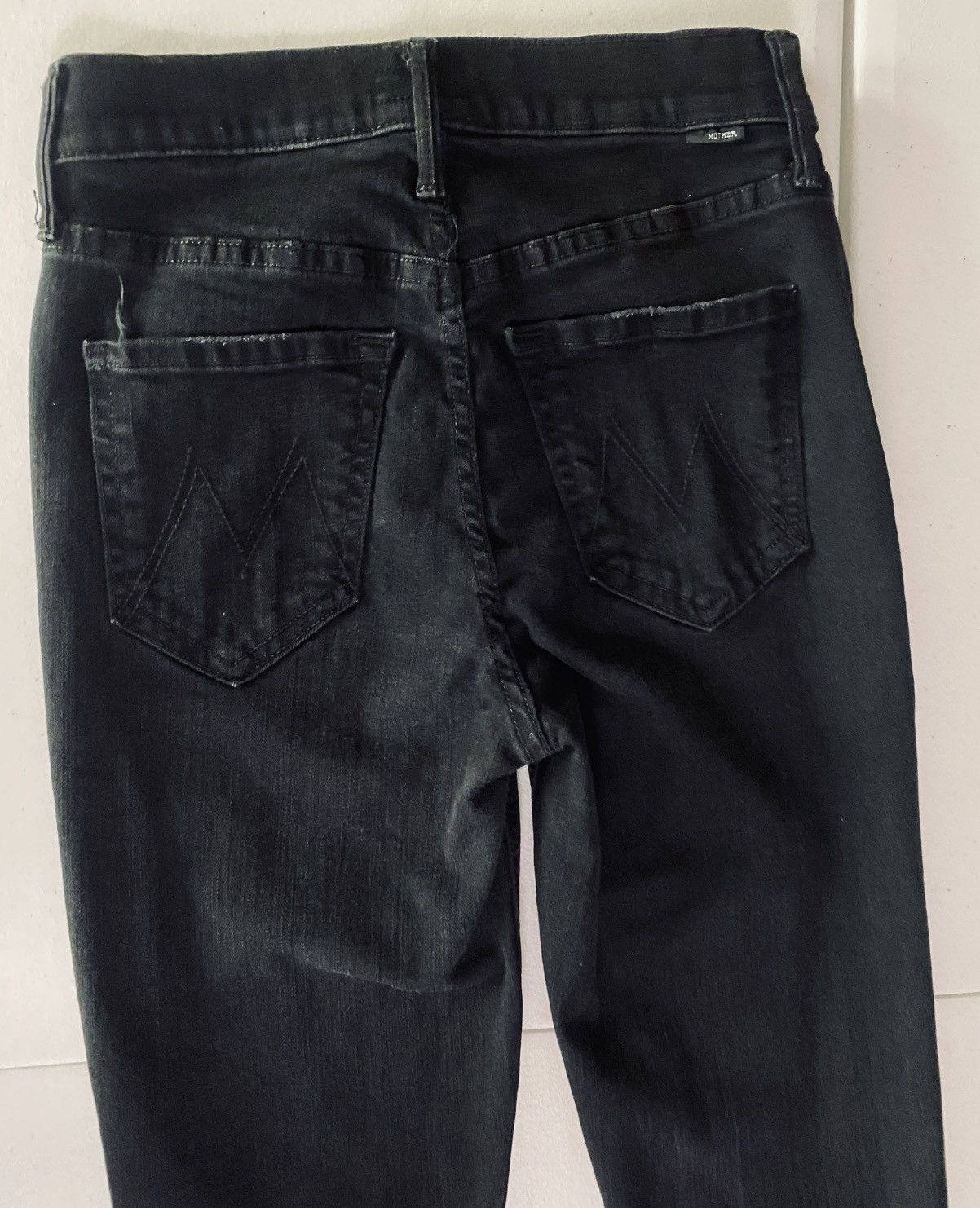 MOTHER Mother Denim The Cha Cha Fray 5-pkt Not Guilty Wash Blk 24 Size 24" / US 00 / IT 34 - 13 Thumbnail