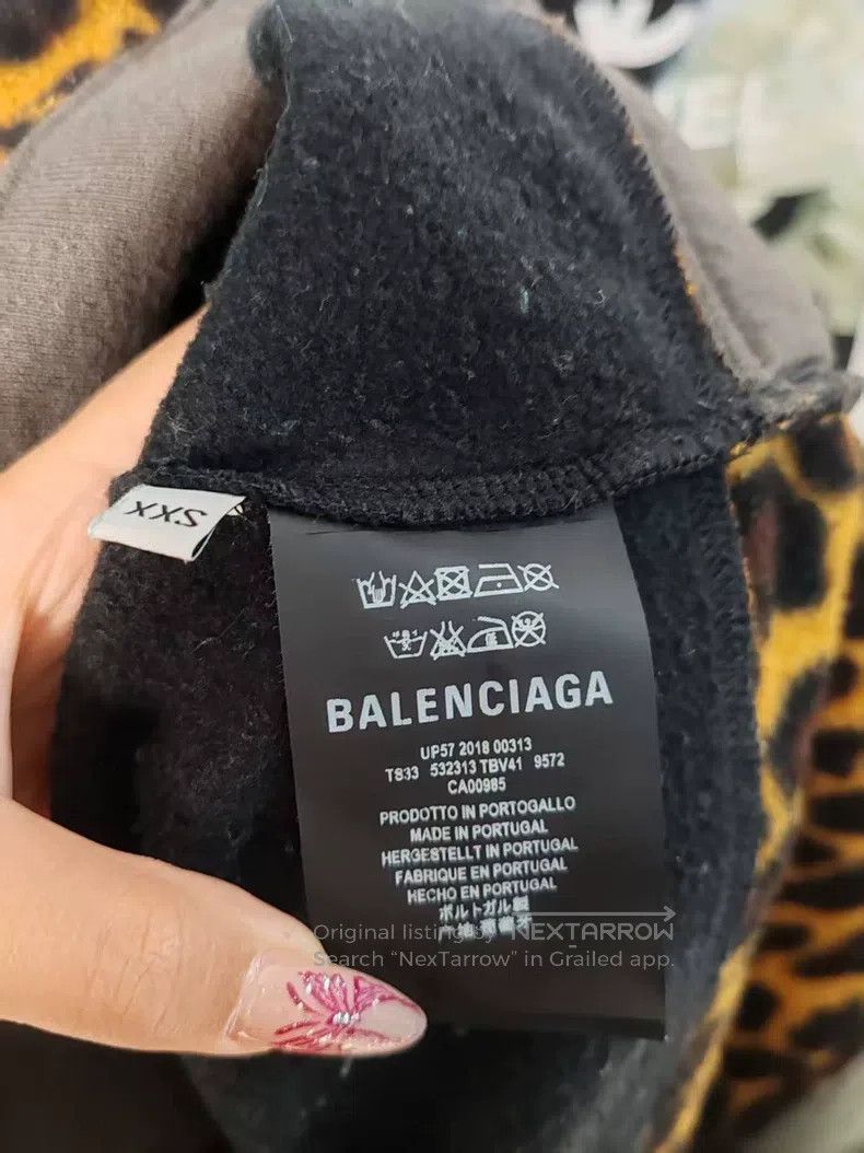 Balenciaga Balenciaga Embroidered Logo Sweatshirt Size US XXS / EU 40 - 4 Thumbnail