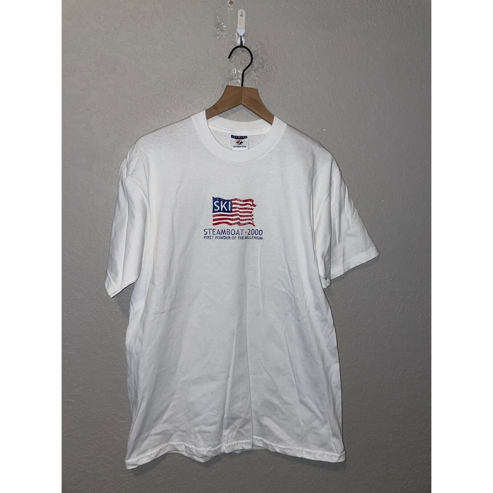 Jerzees Steamboat First Powder Of The Millennium Ski White L Shirt Size US L / EU 52-54 / 3 - 1 Thumbnail